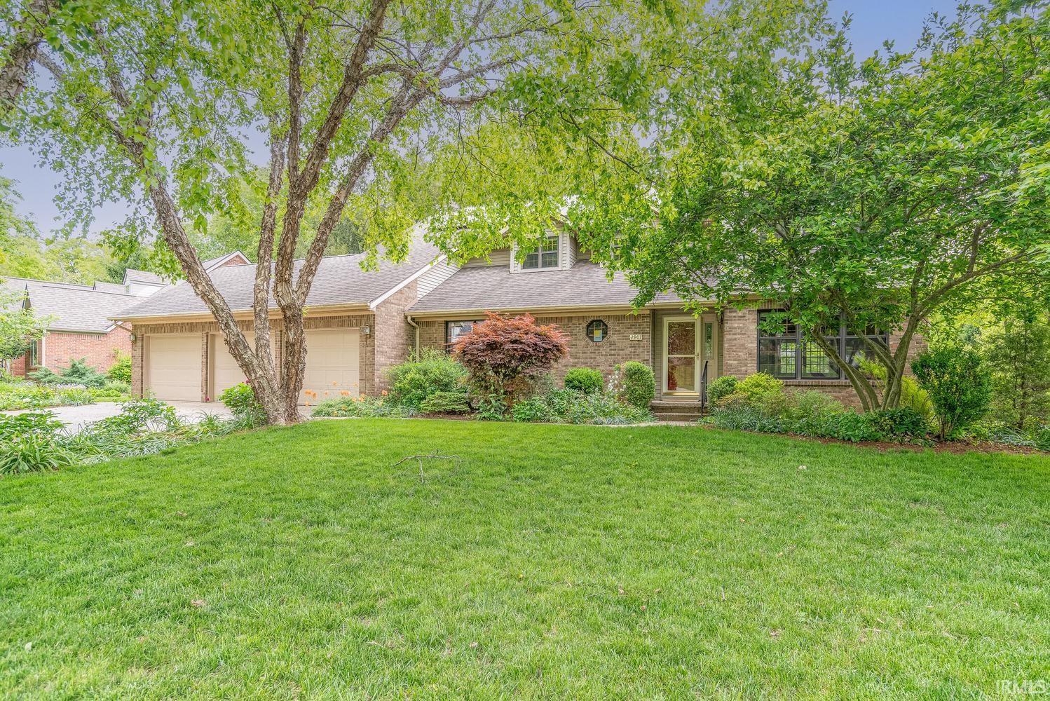 2901 S Dale Court — photo