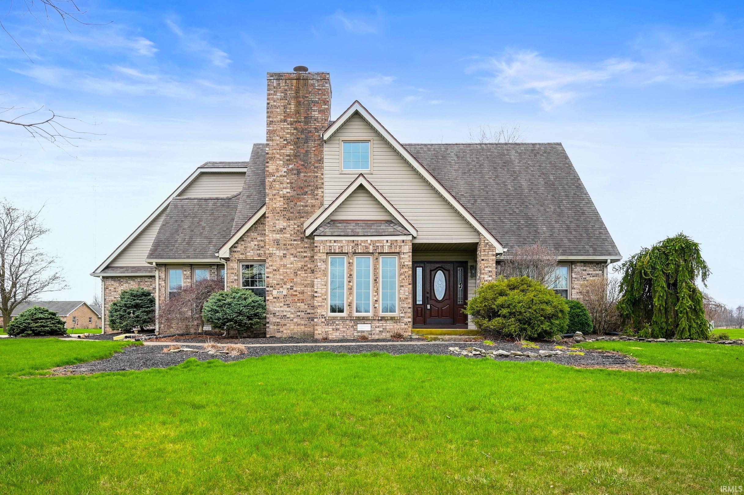 92 W Golfbrook Drive — photo