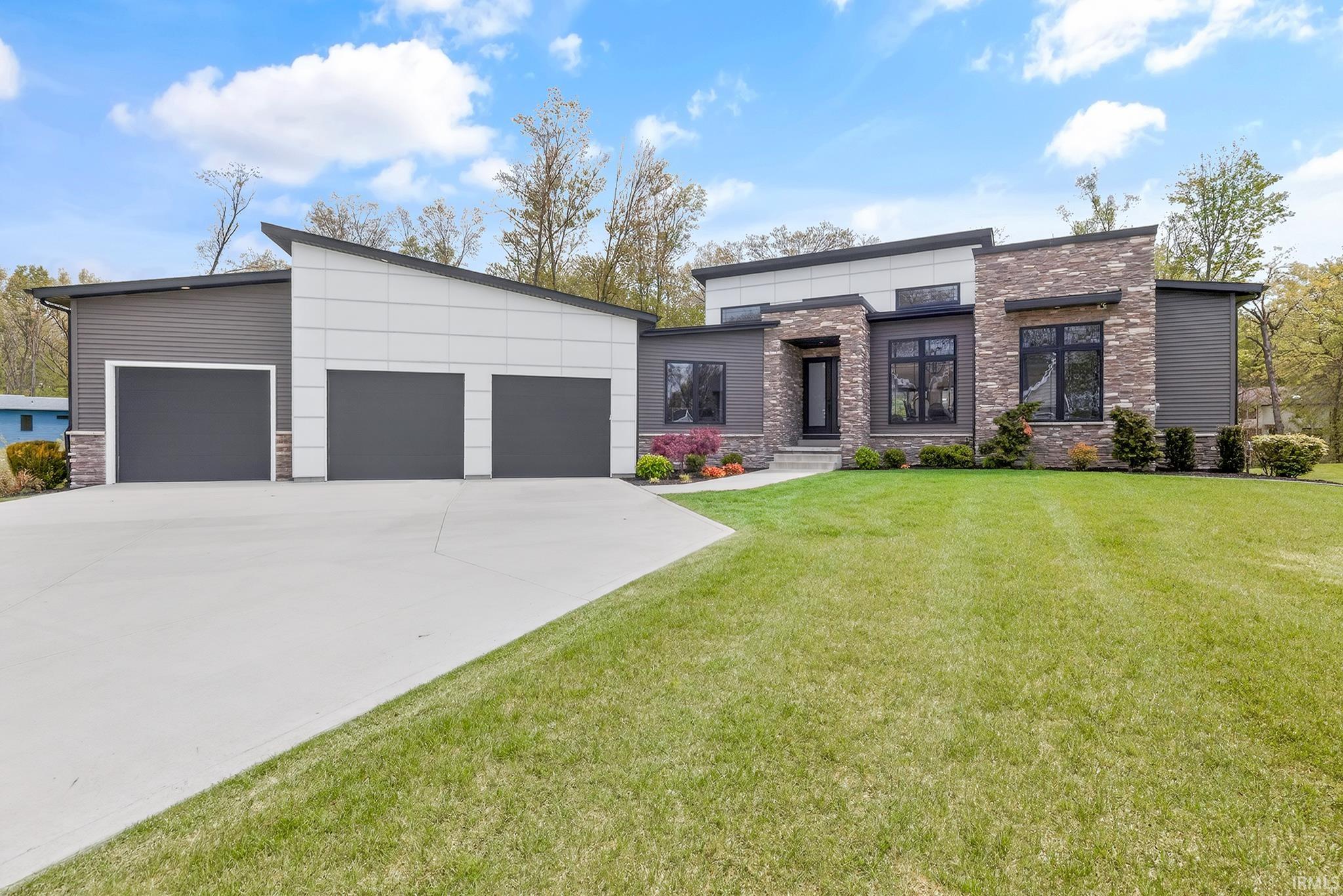 50824 Brownstone Drive — photo