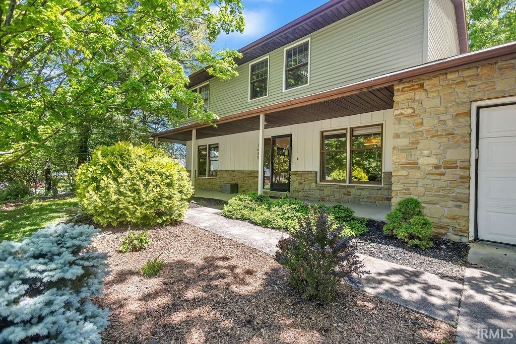 1639 S Sycamore Court — photo