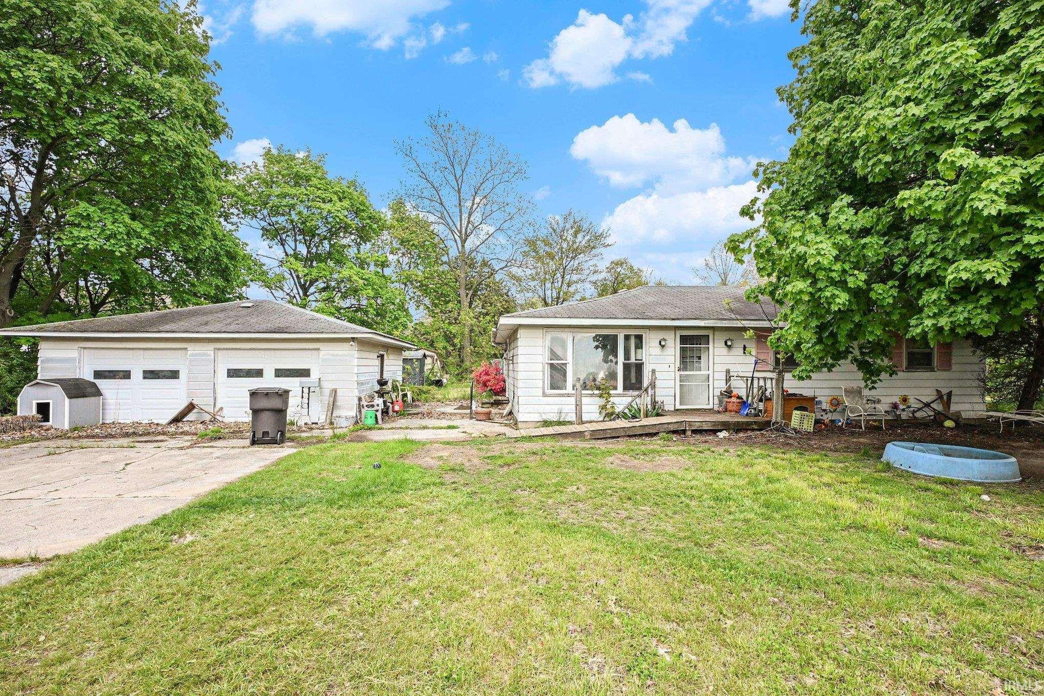 1071 Middleton Run Road — photo