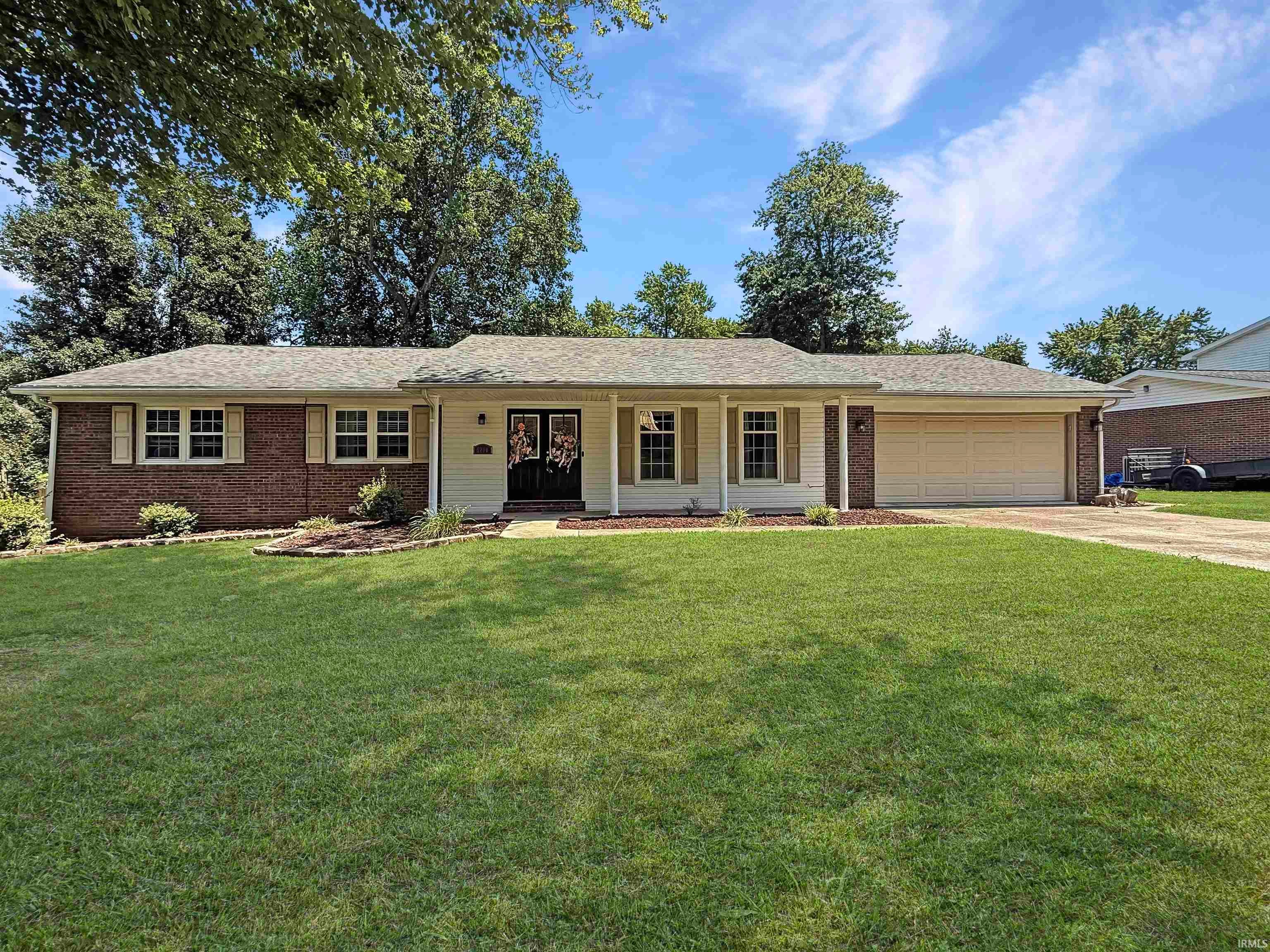 5200 Kenwood Drive — photo