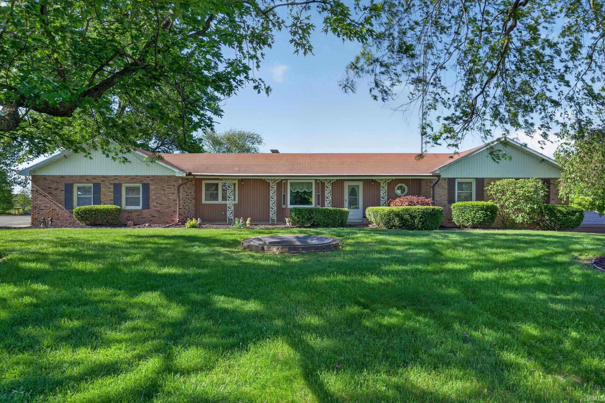 2690 N US Highway 35 — photo