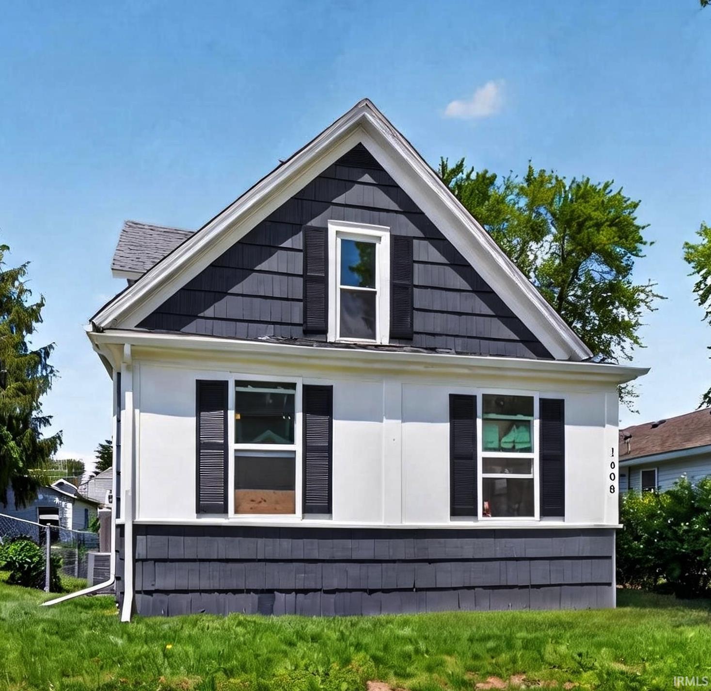 1608 Sinclair Street — photo