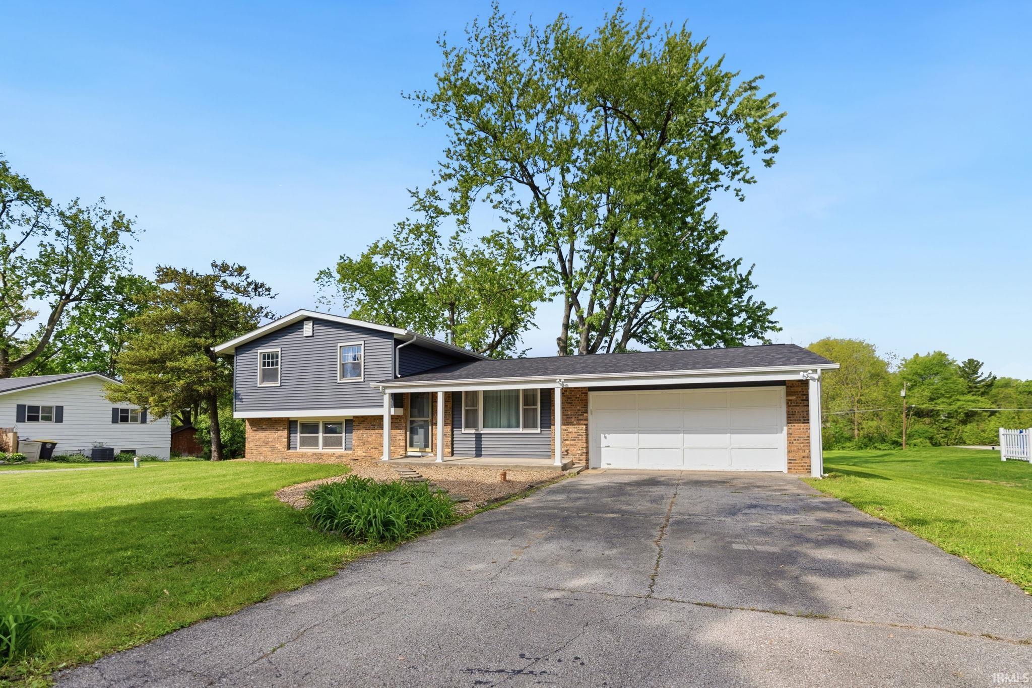 816 Blake Drive — photo