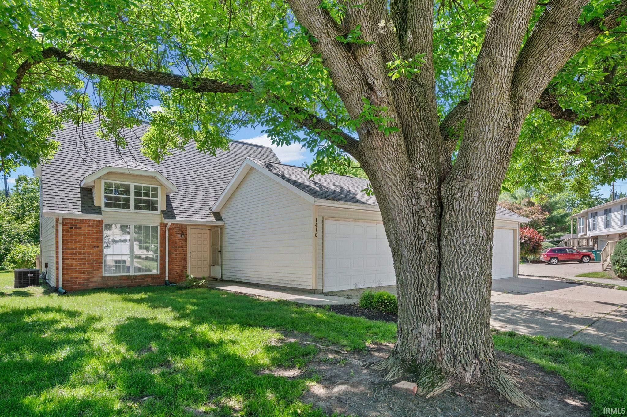 1410 Trace Fourteen — photo