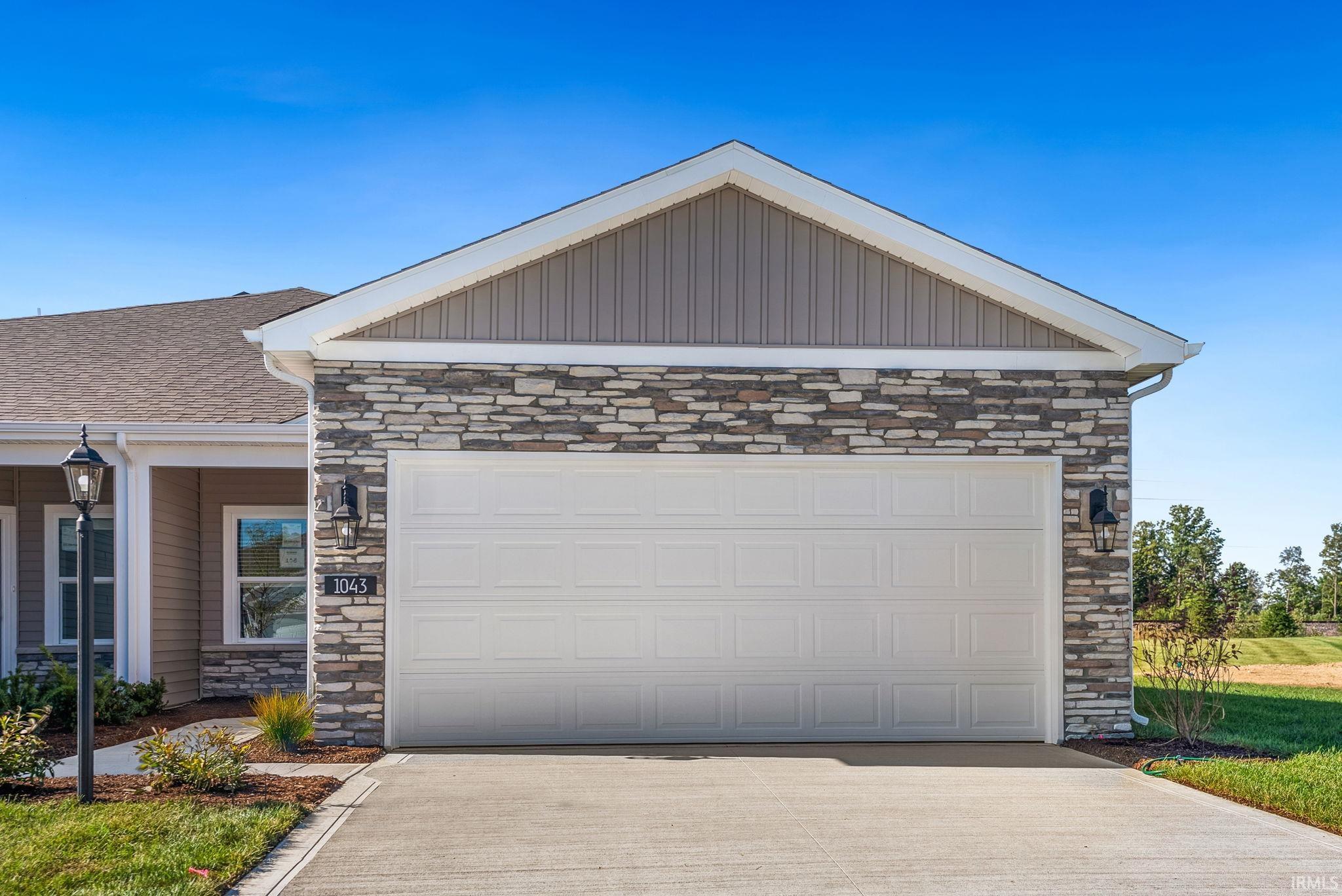 1043 Butler Lake Court — photo