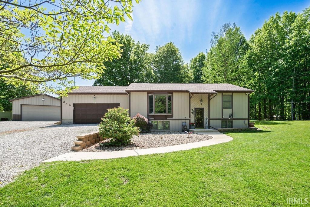 249 N Mississinewa Court — photo