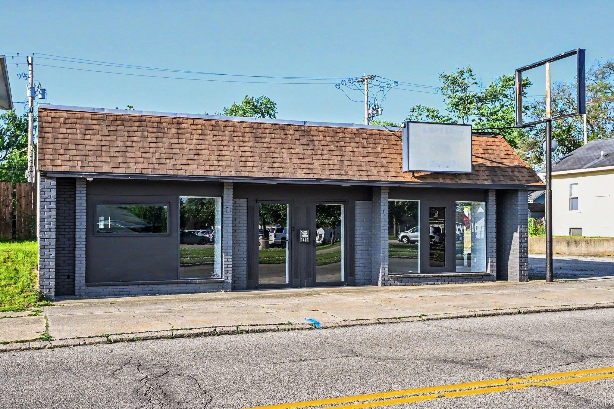 1428 E Calvert Street — photo