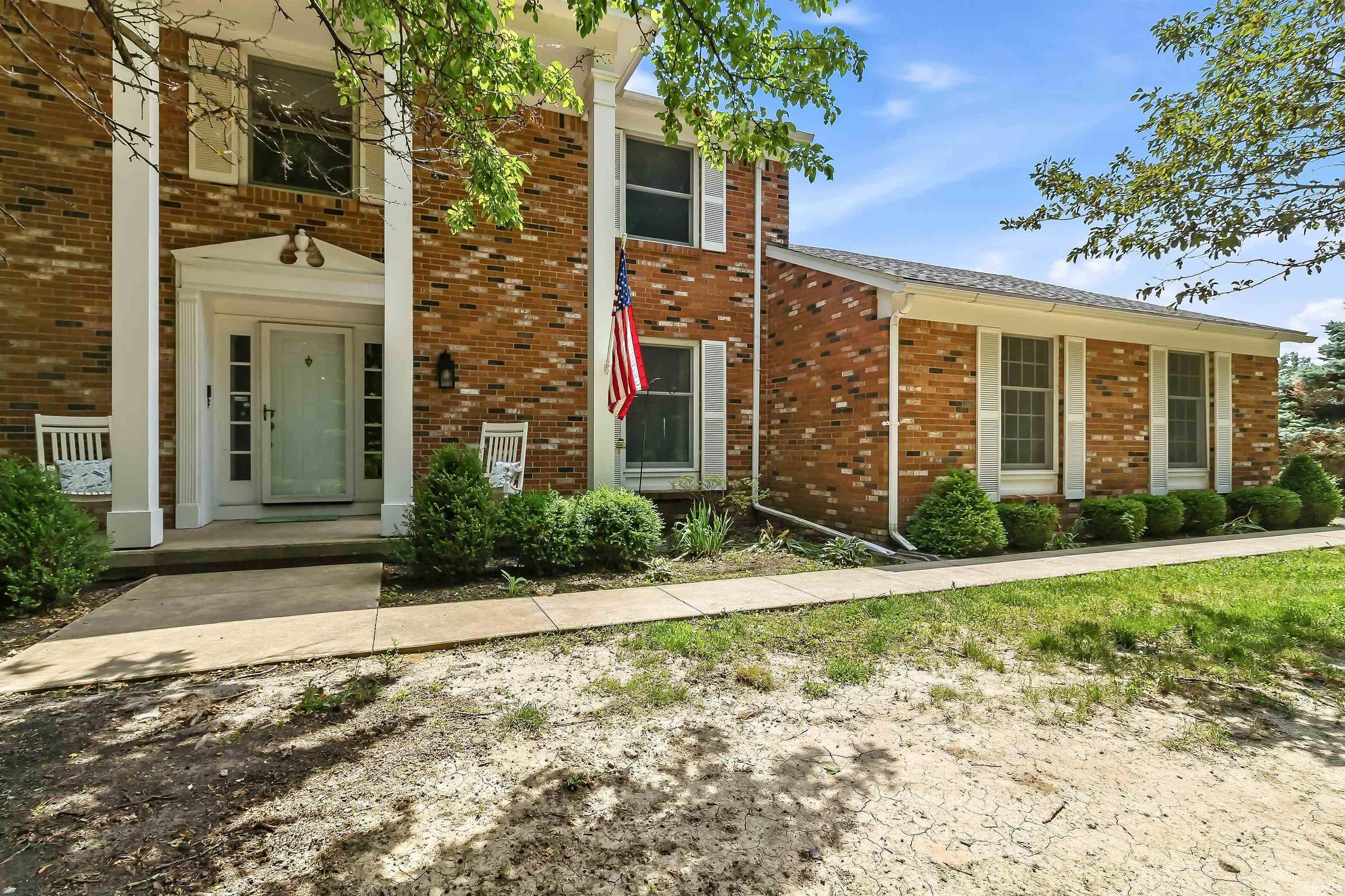 499 Overlook Drive — photo