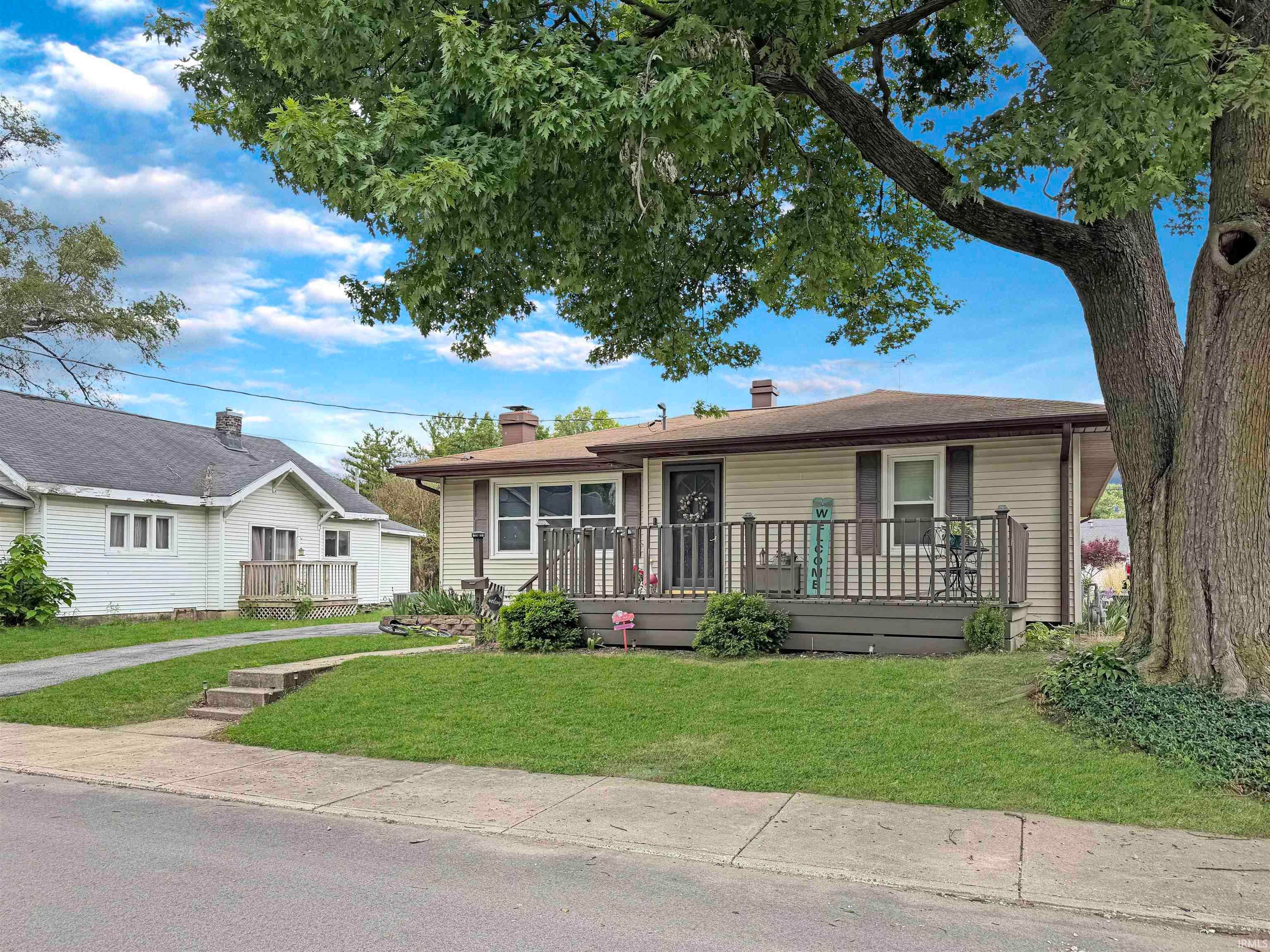 250 W Avery Street — photo