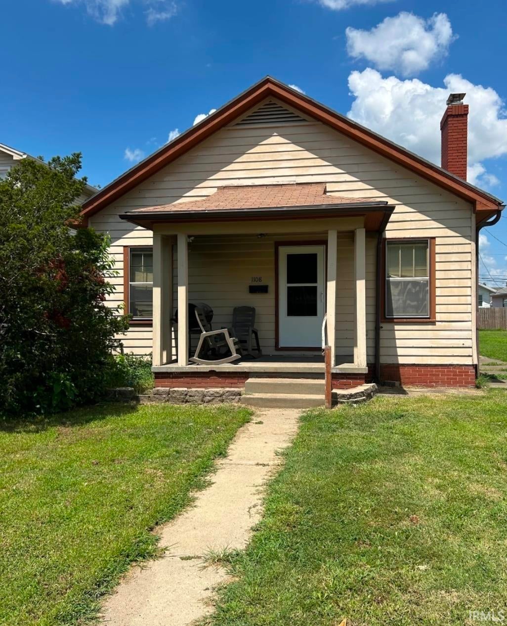 1108 E Gum Street — photo