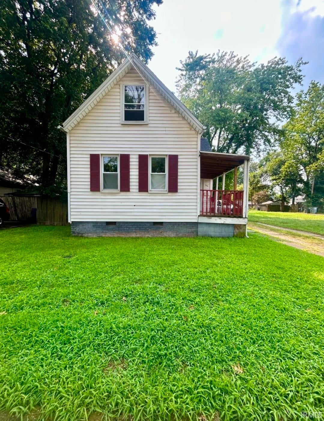 1715 S Bedford Avenue — photo