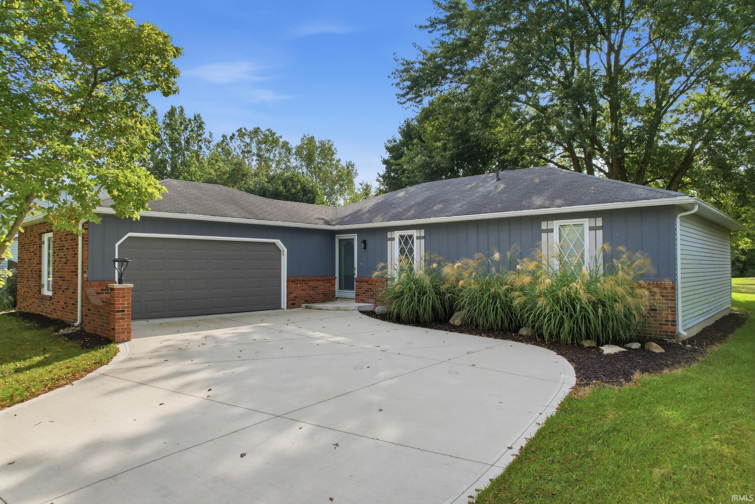 1515 Lofton Way — photo