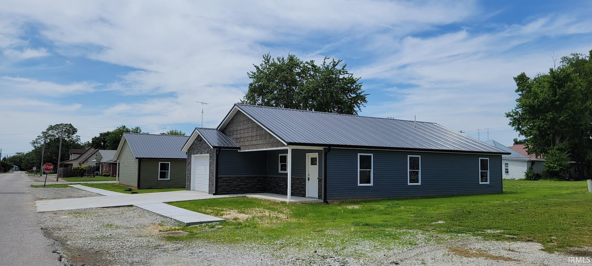 206 W Race Street — photo