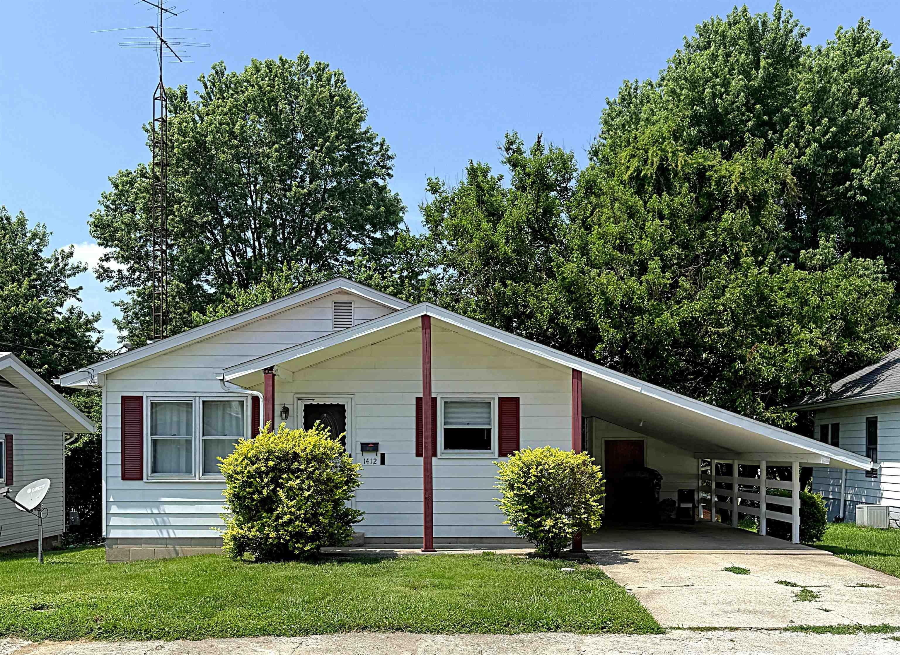 1412 E Poplar Street — photo