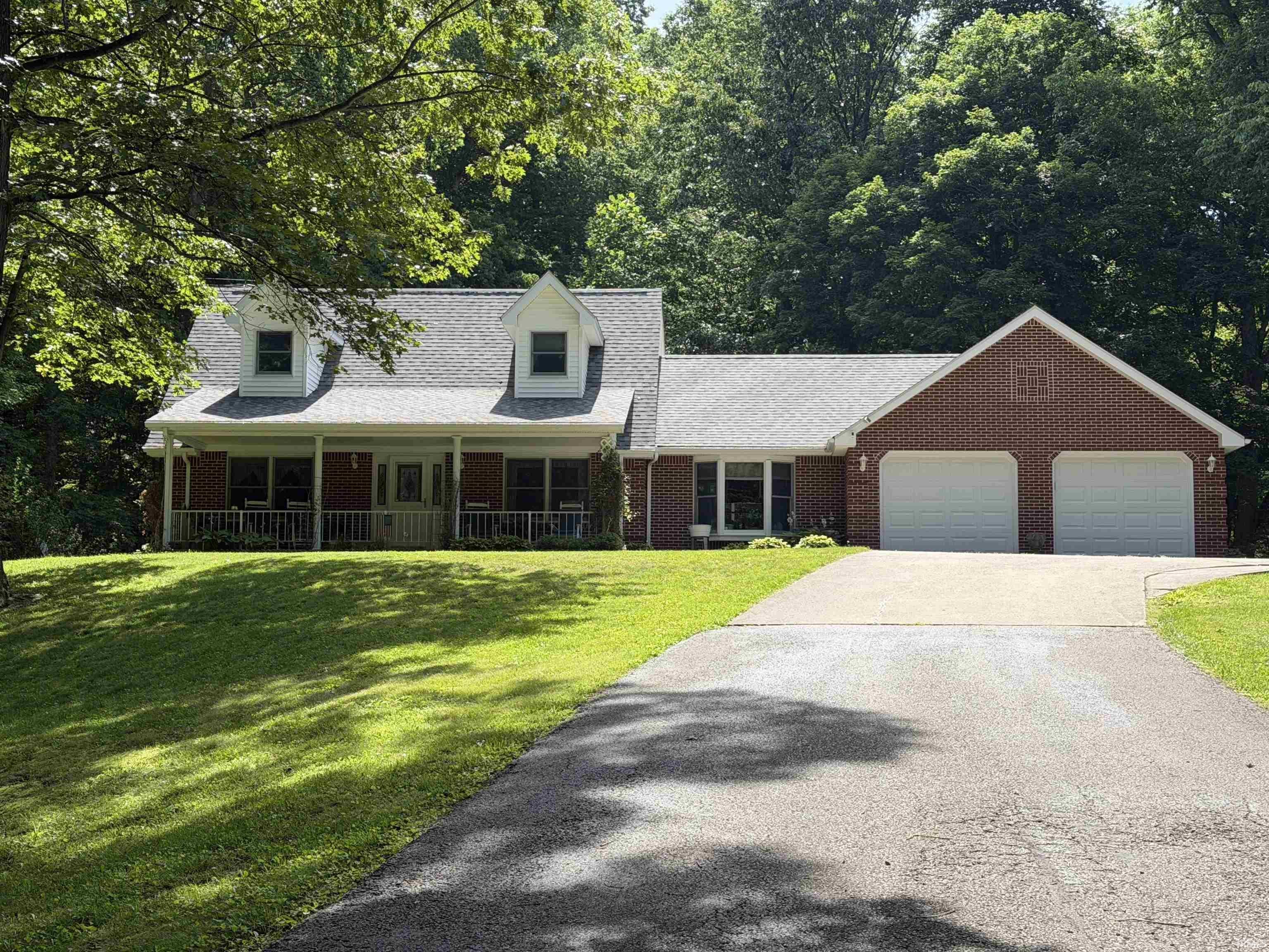 2636 Country Club Road — photo