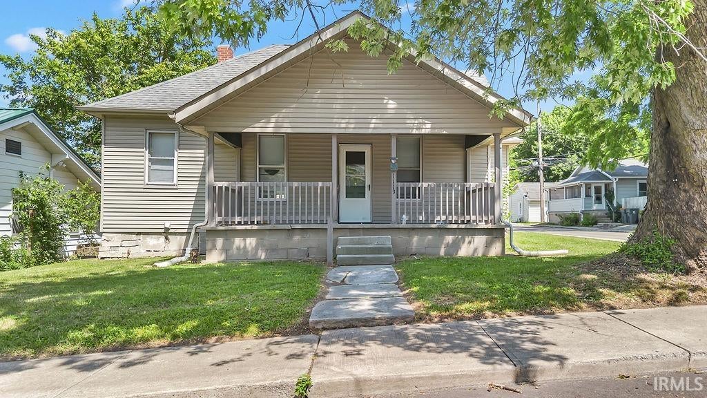 1113 S Washington Street — photo