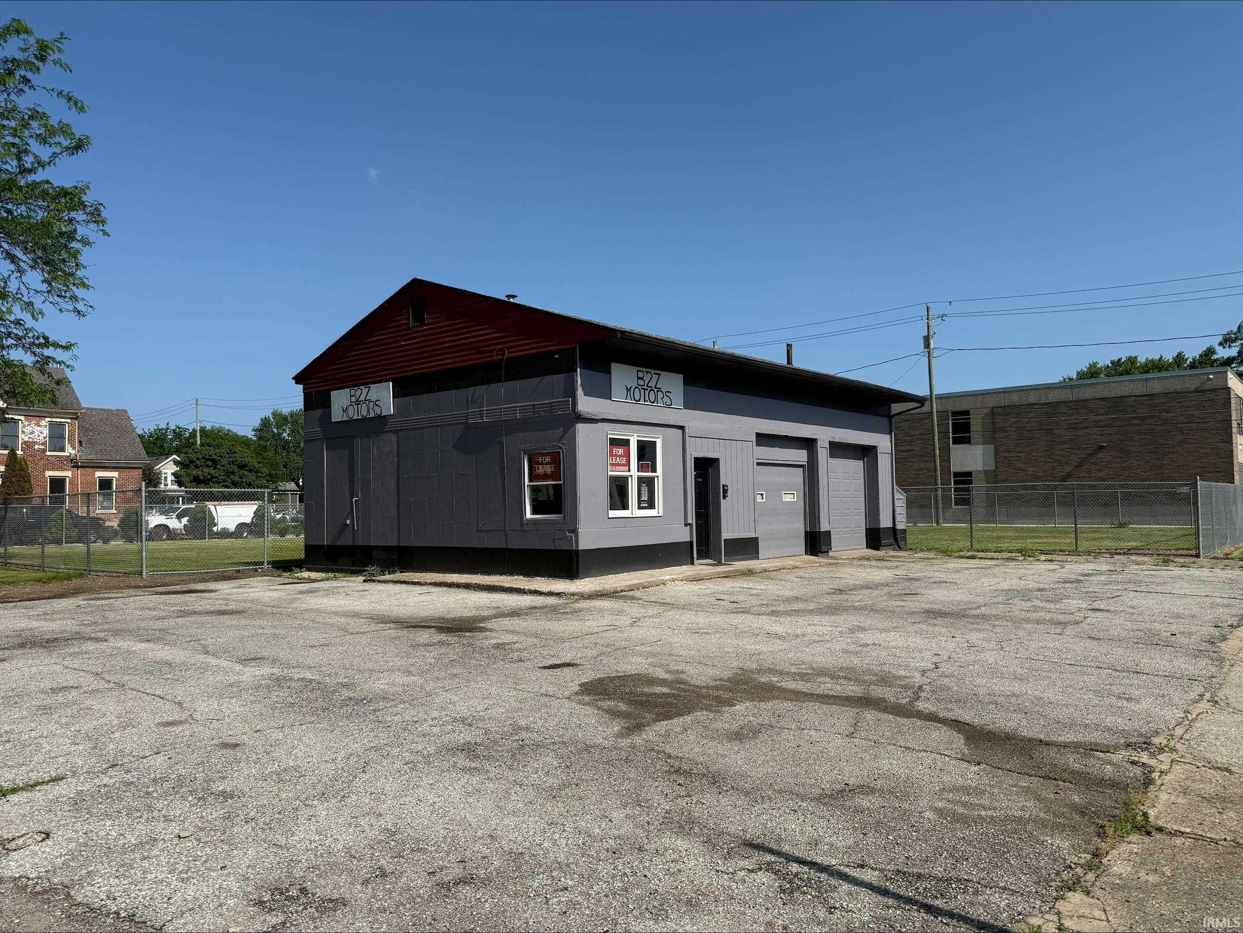 1502 W Main Street — photo