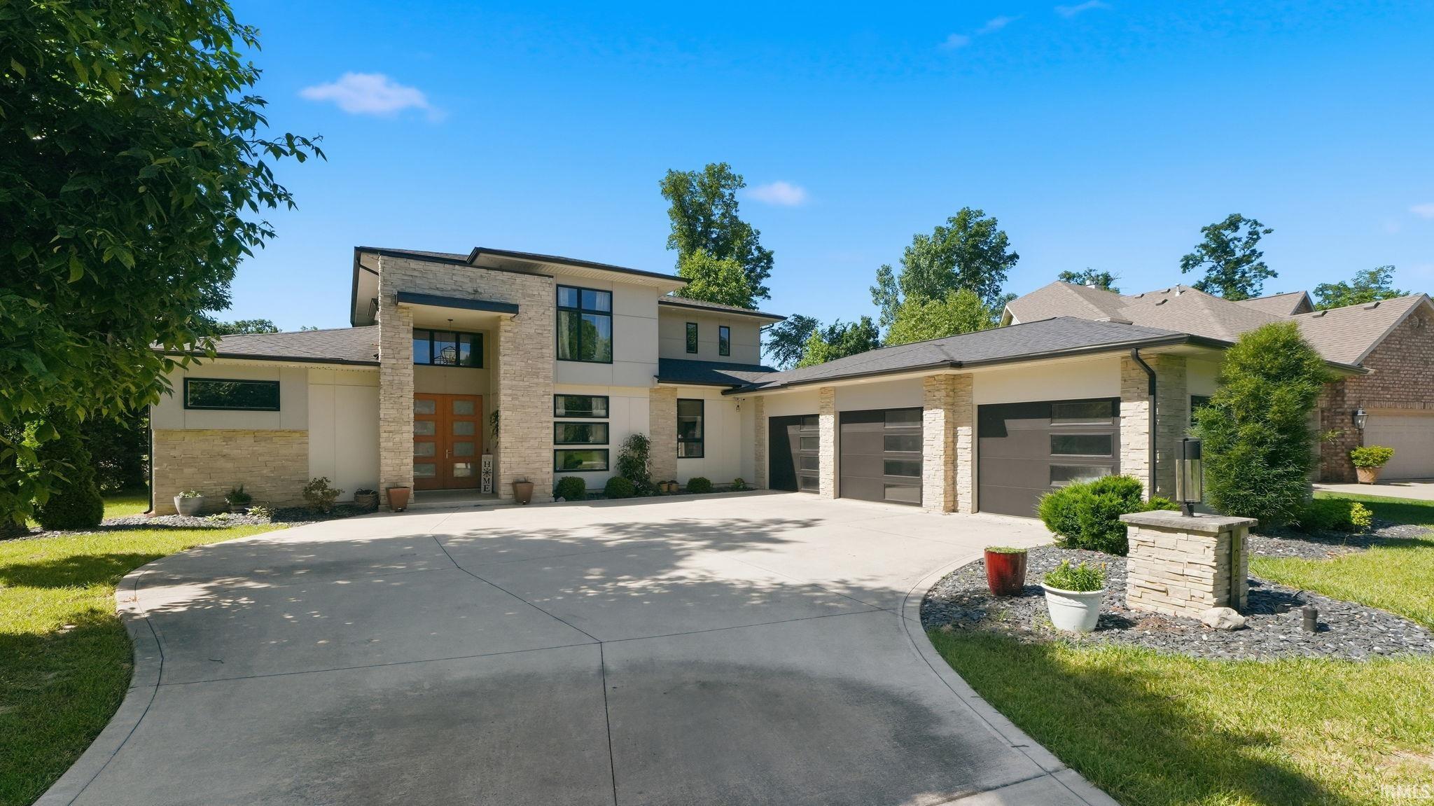 10228 Chambord Knoll — photo
