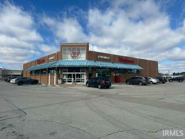 25 Bills Boulevard — photo