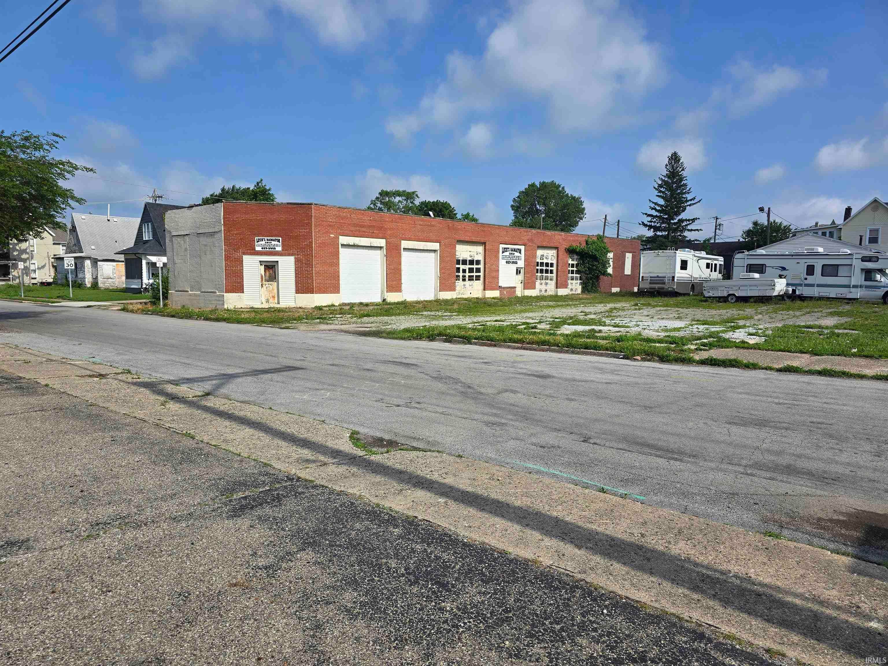 1001 N Washington Street — photo