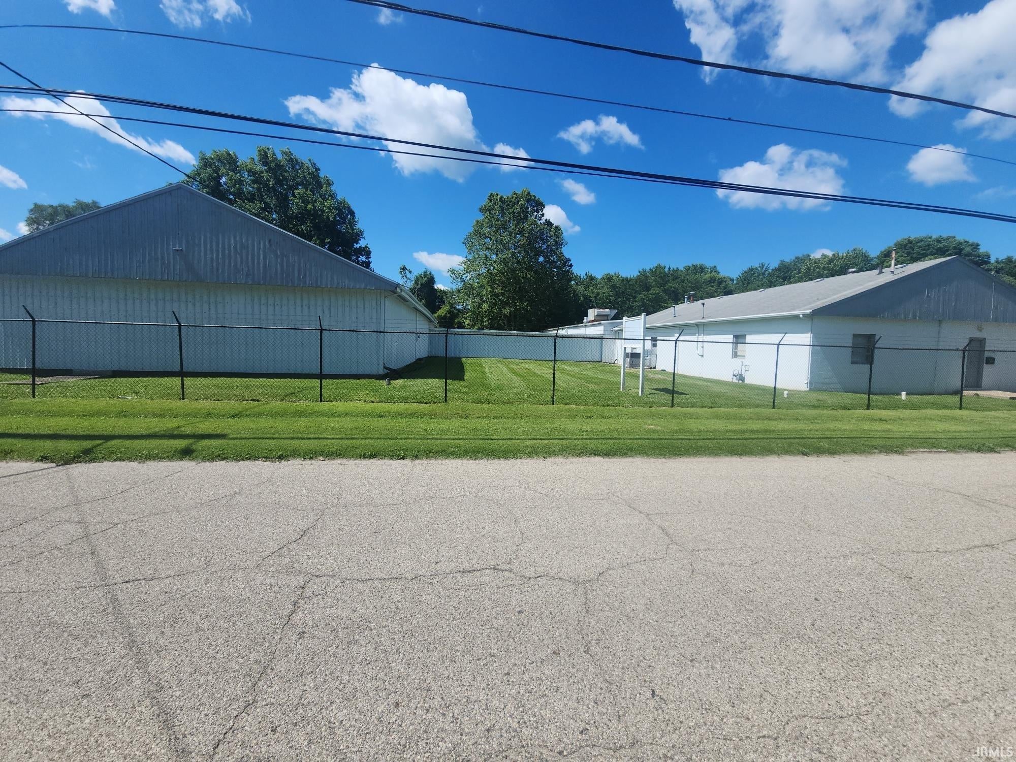 1509 Woodlawn Avenue — photo