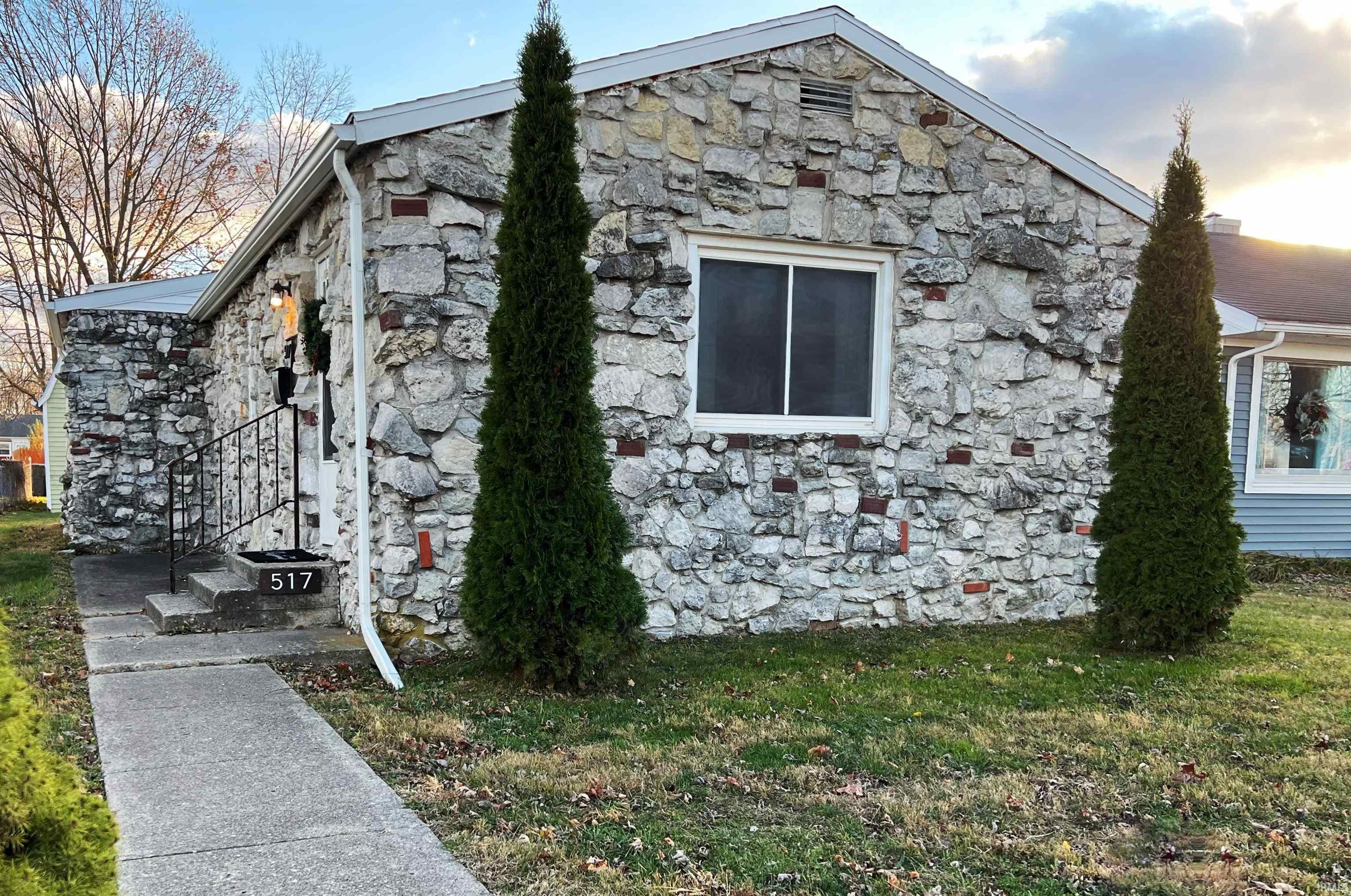 517 E Poplar Street — photo