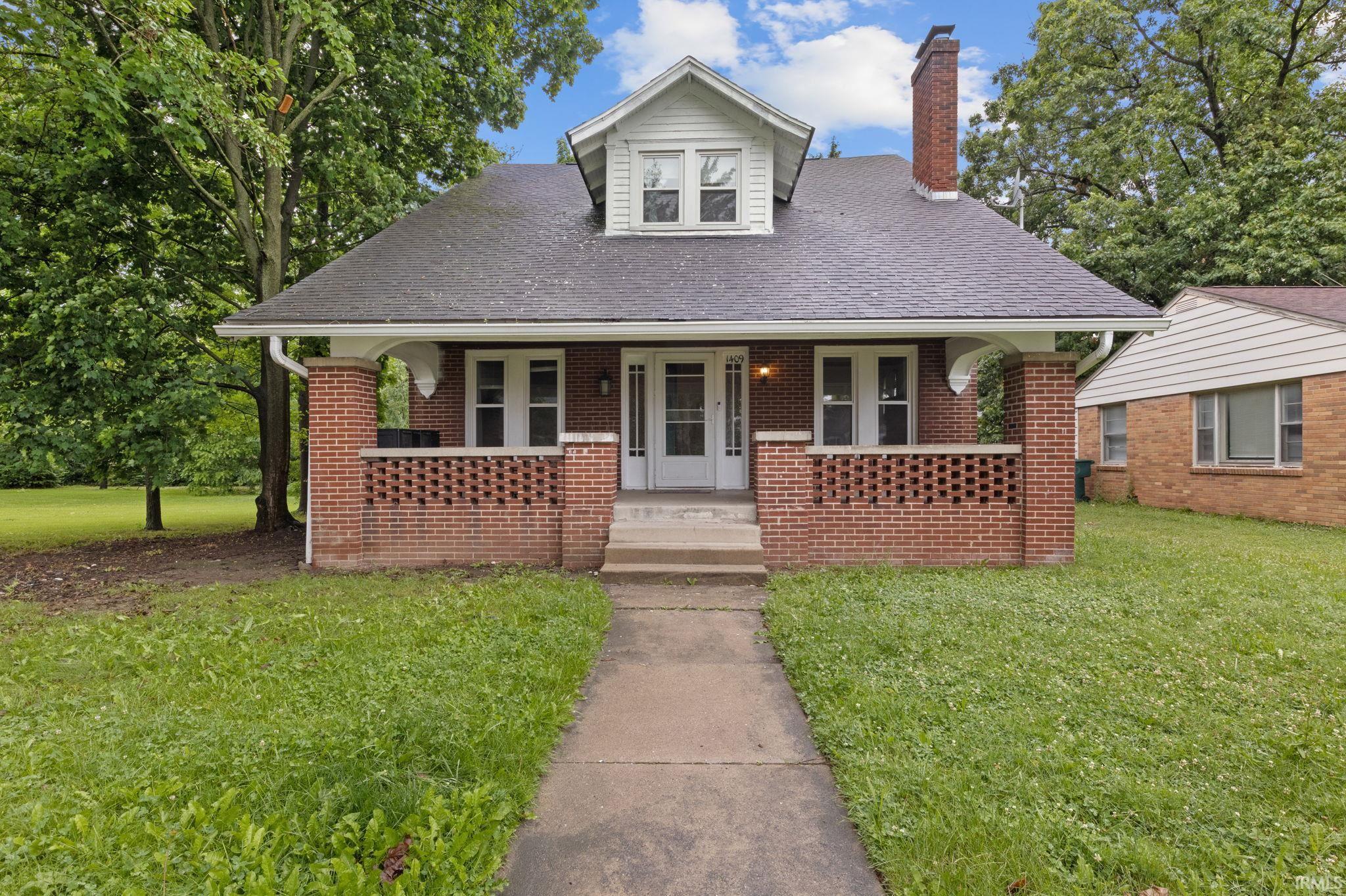 1409 N Woodridge Avenue — photo