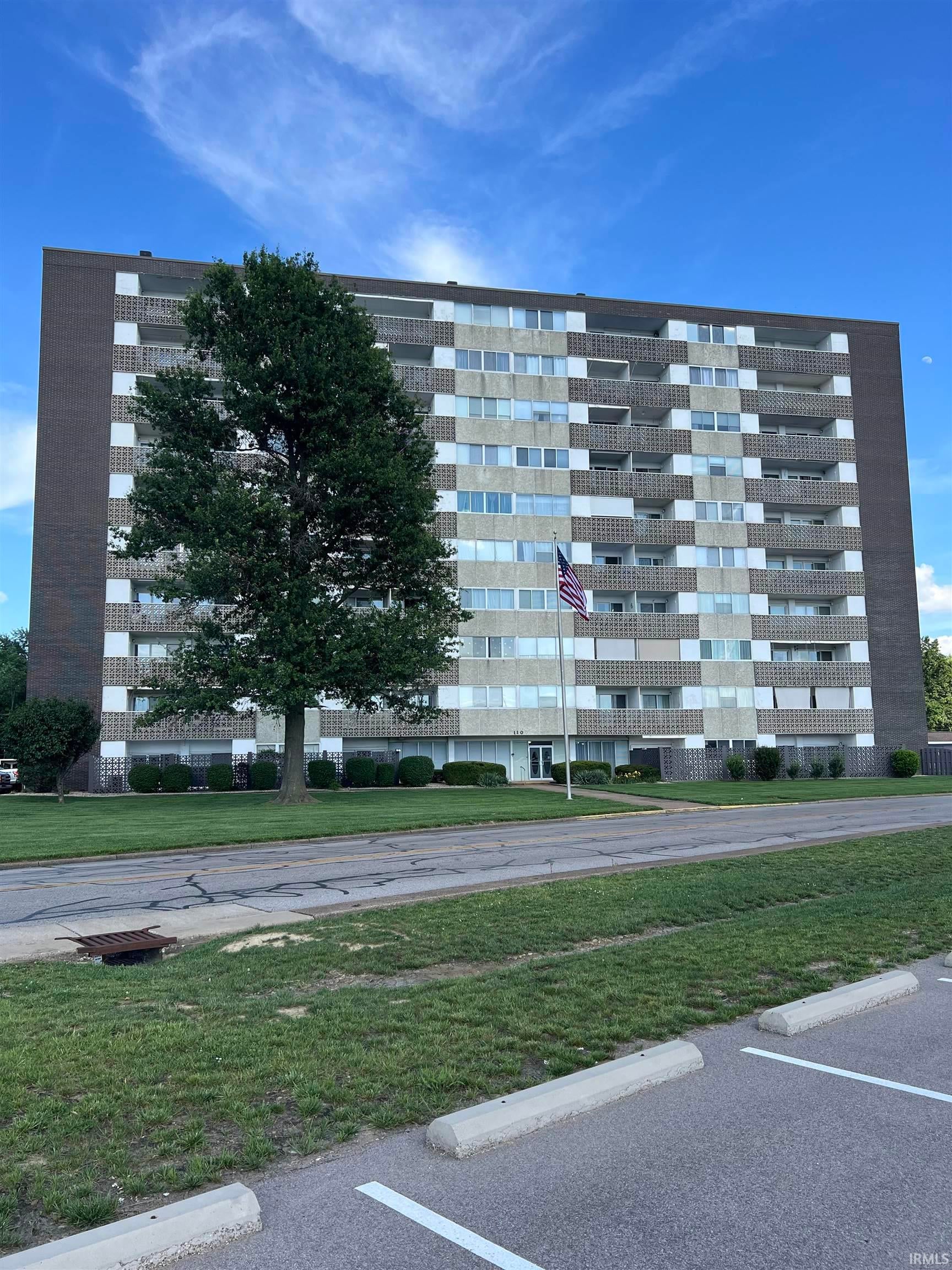1100 Erie Avenue 409 — photo