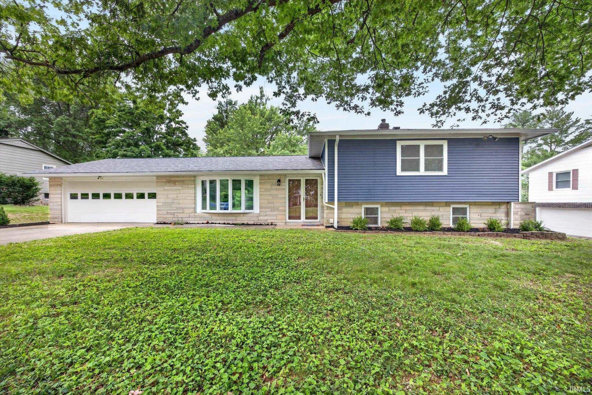 2983 N Bankers Drive — photo