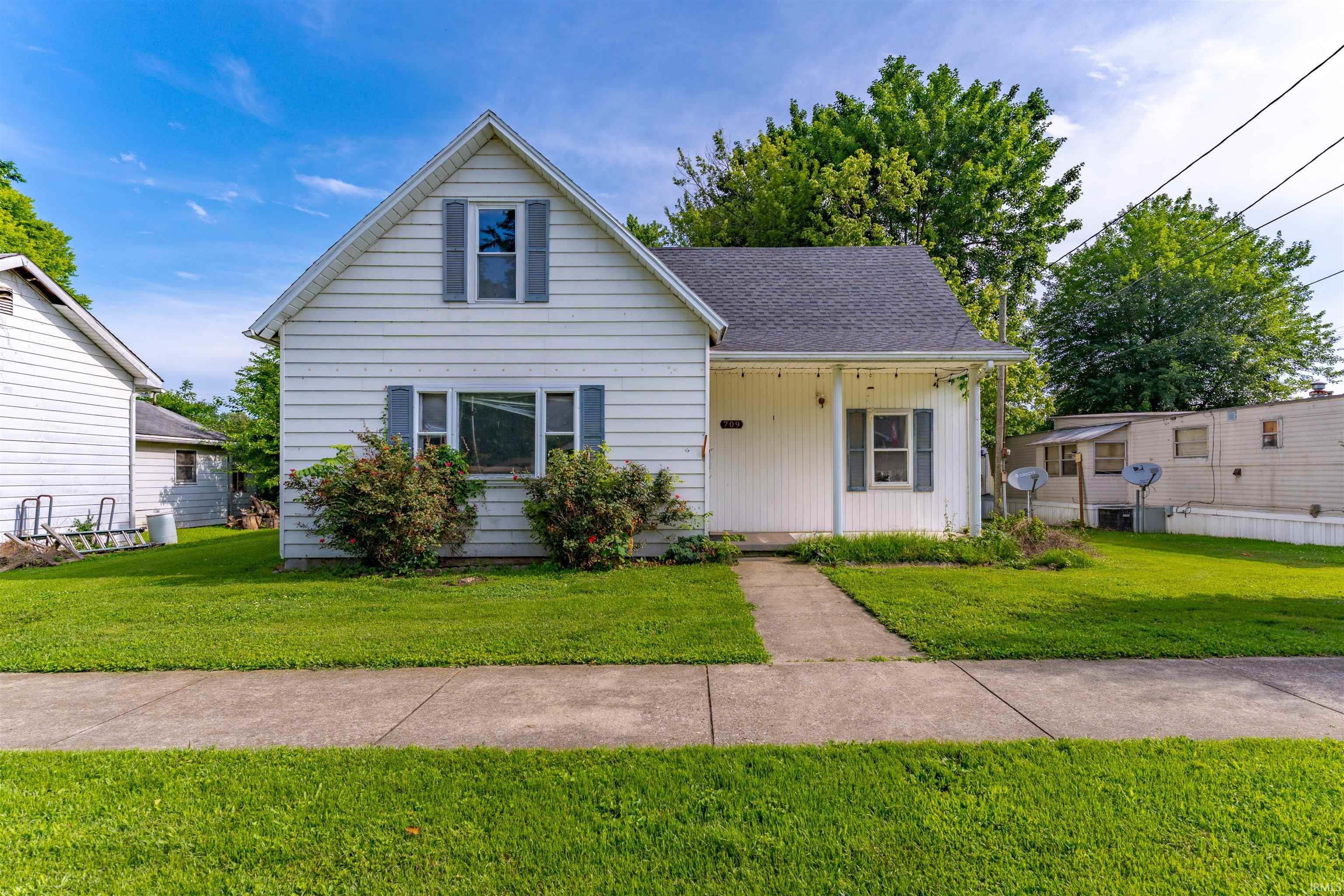 709 Walnut Street — photo