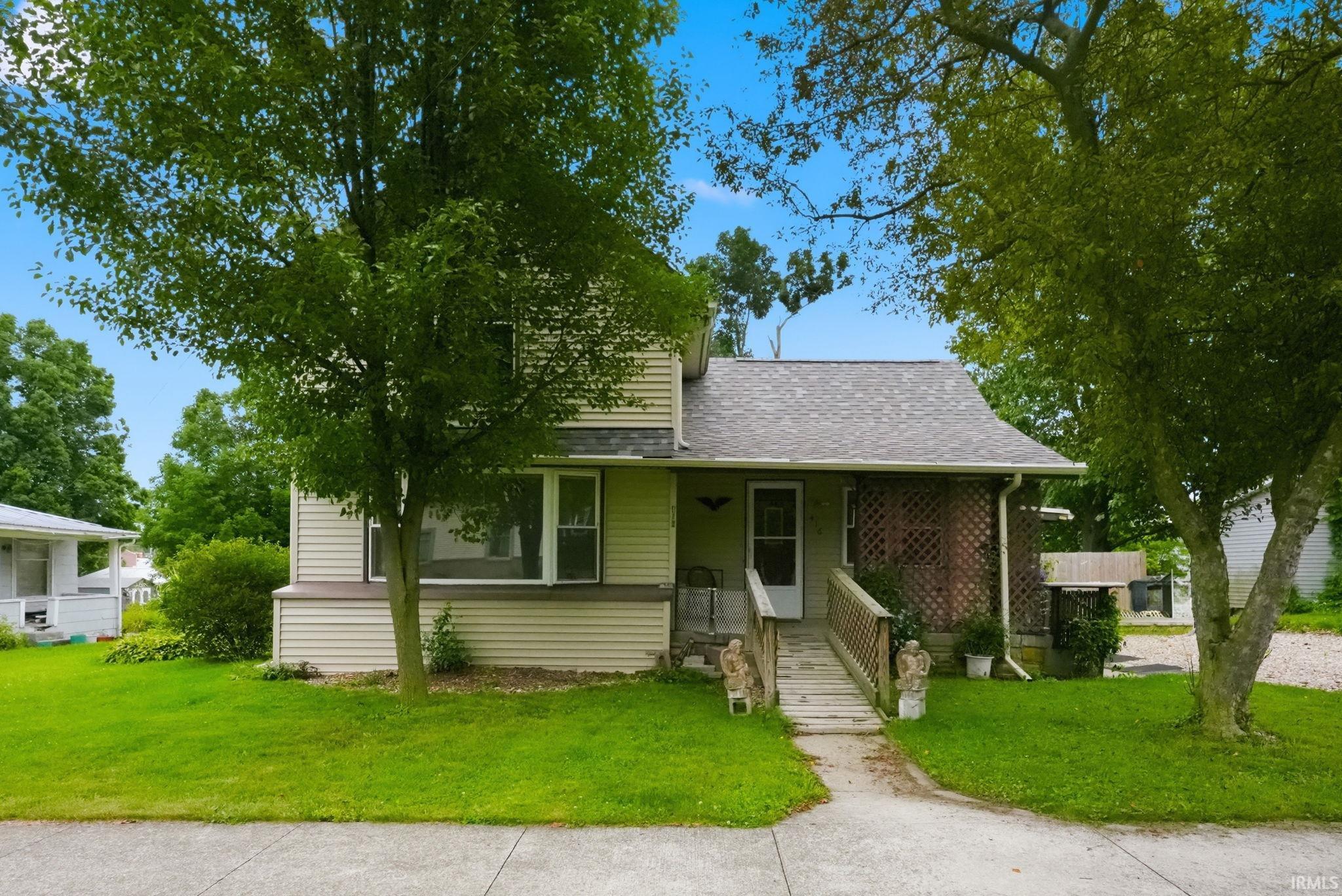 416 N Superior Street — photo