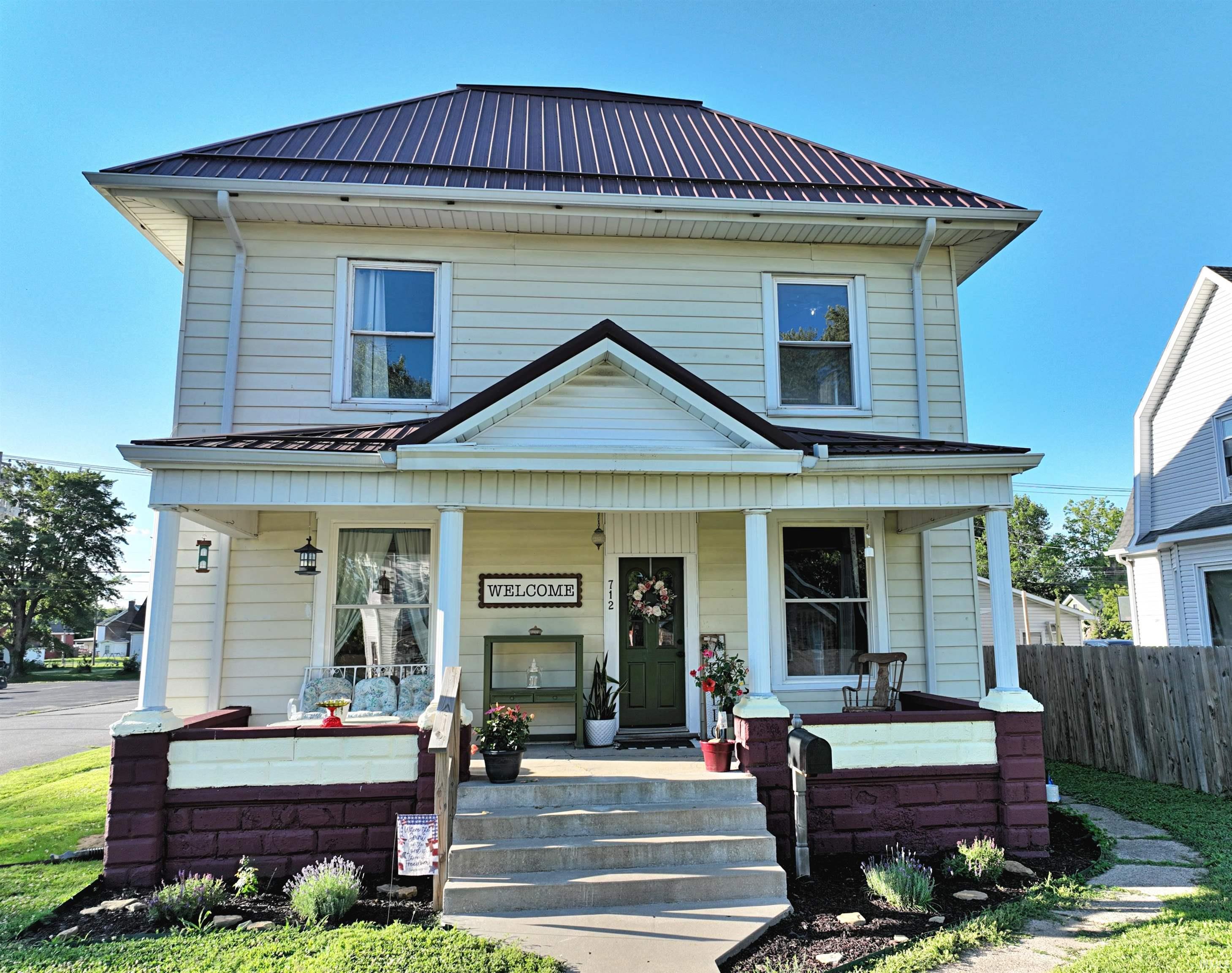 712 W Main Street — photo