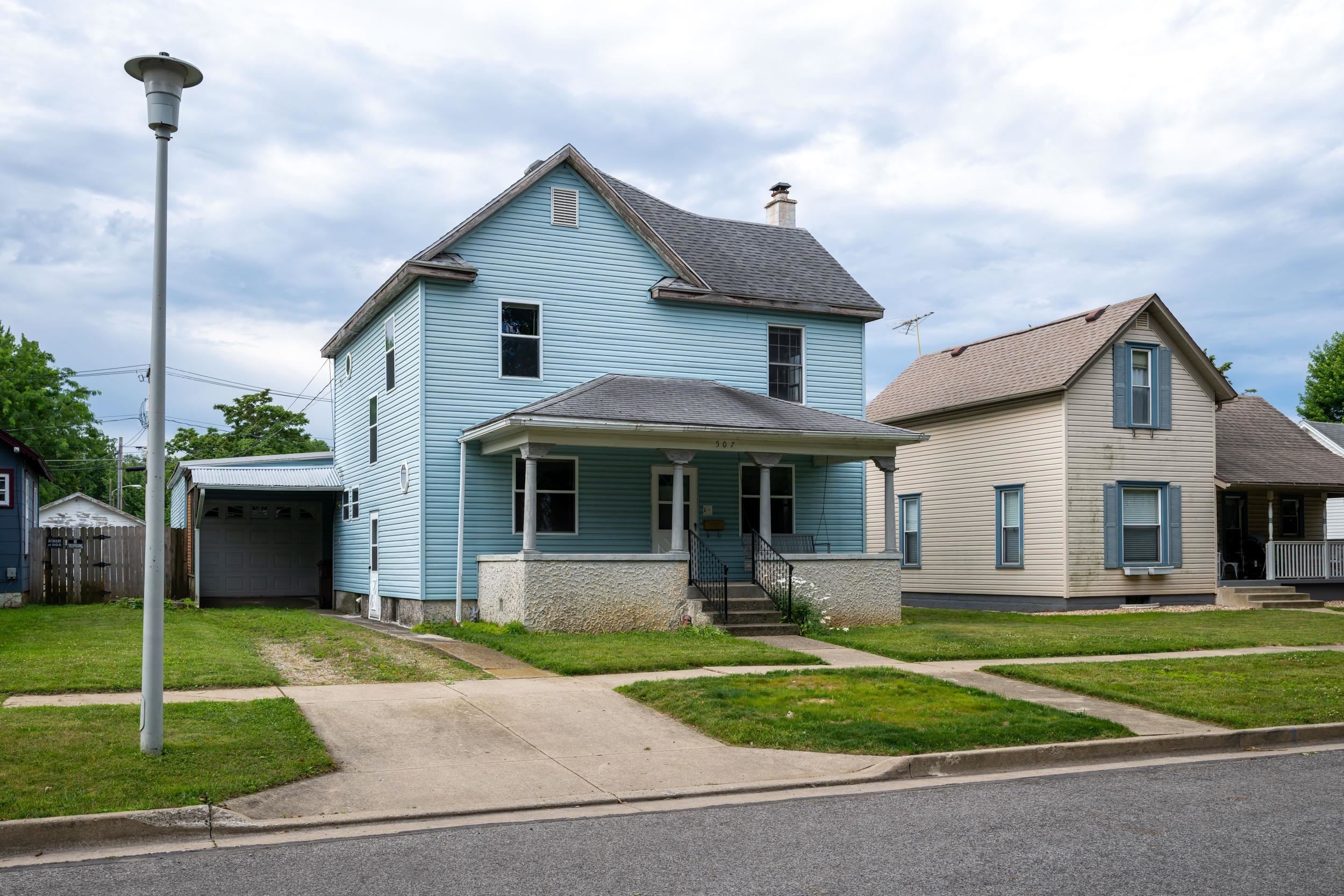 507 E 9th Street — photo