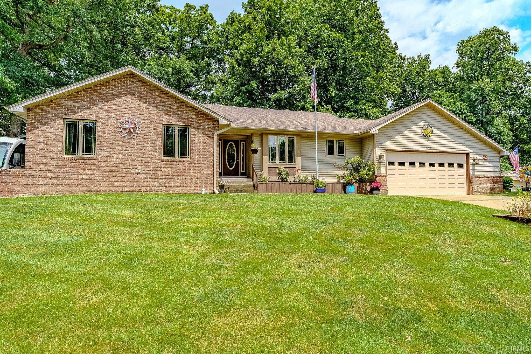 210 Sycamore Drive — photo