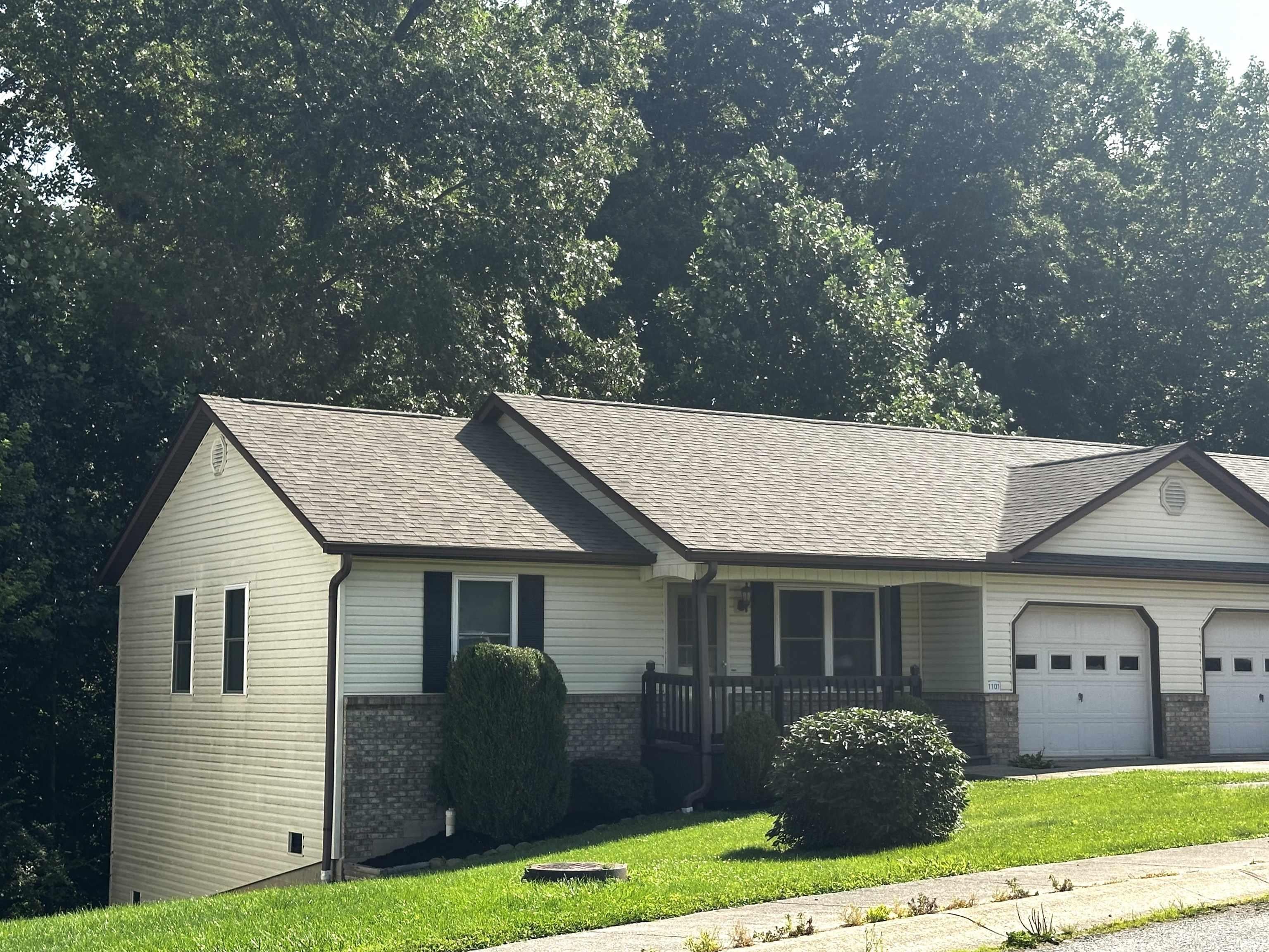 1101 N Forest View Drive — photo