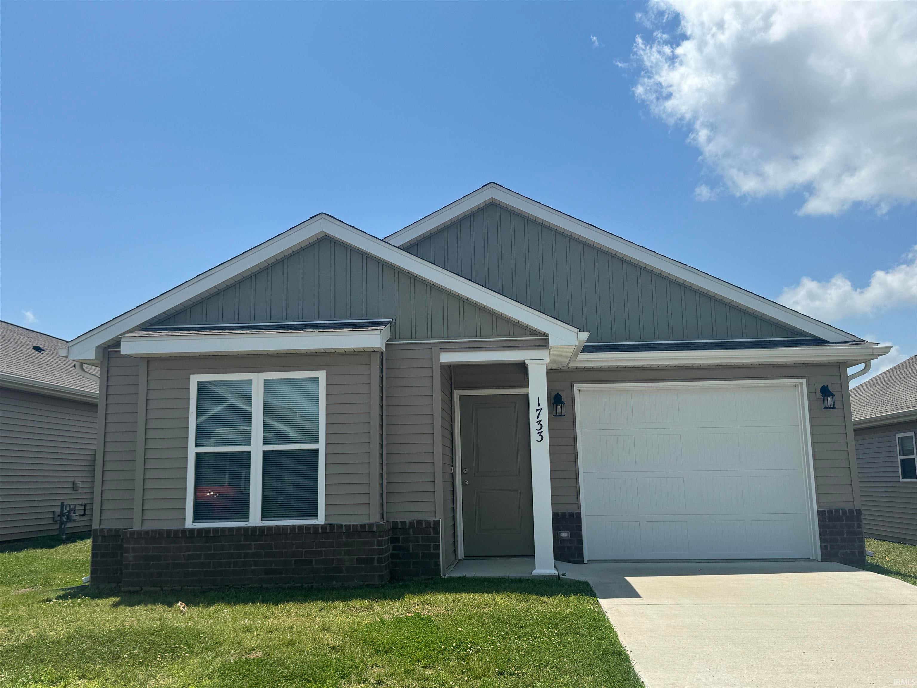 1733 W Rose Court — photo