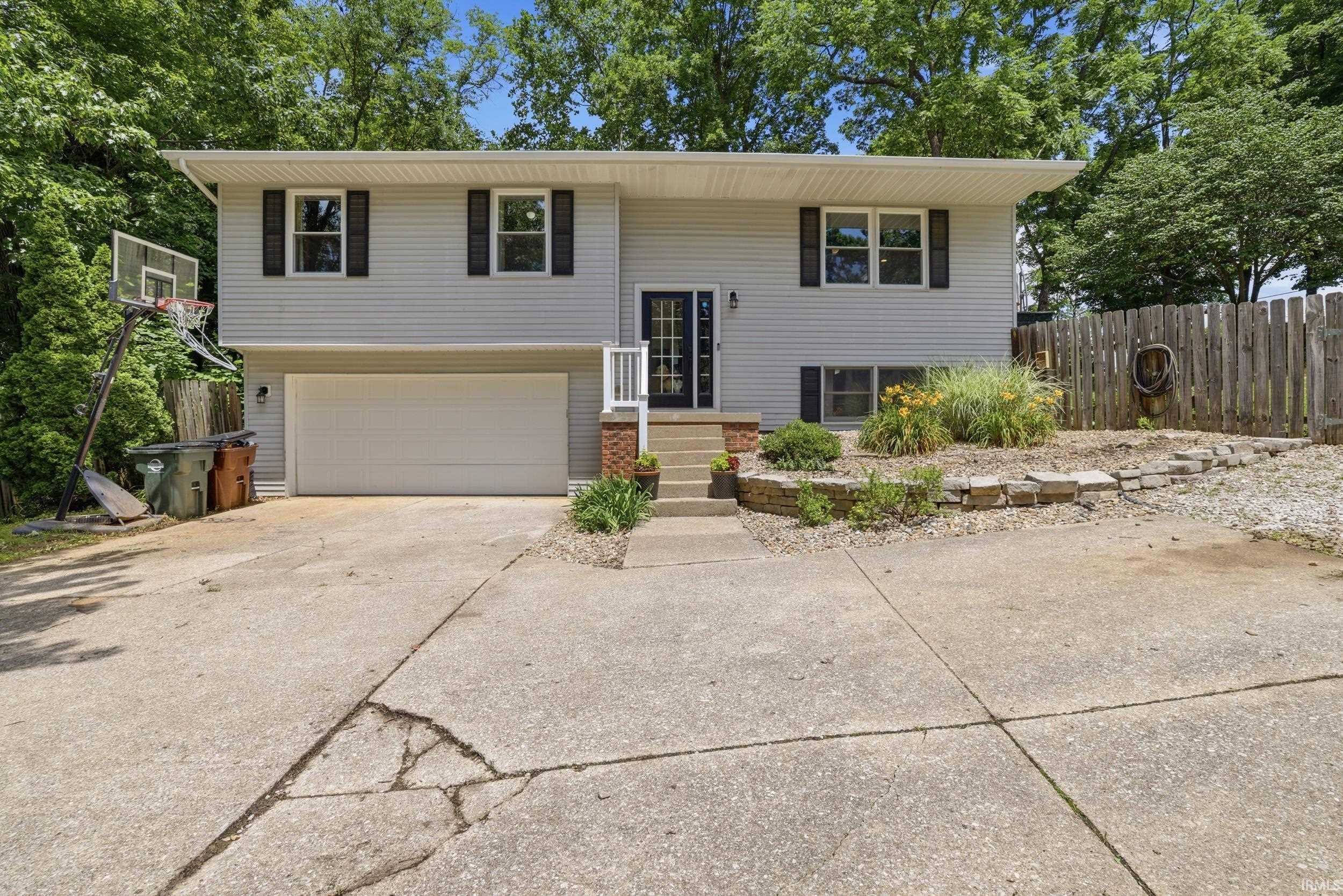 4078 N Brookwood Drive — photo
