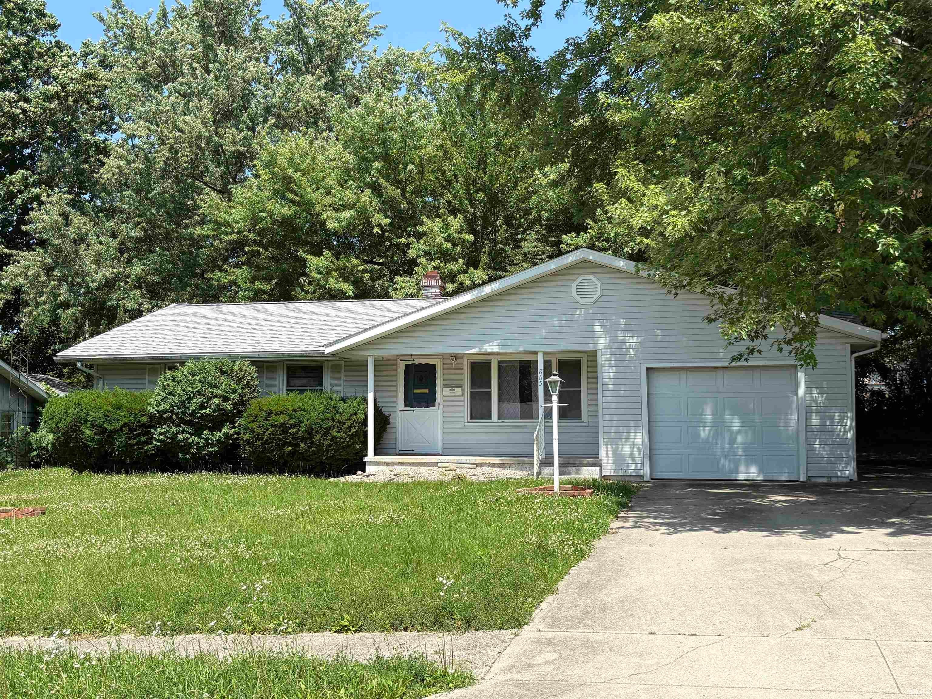 865 Orchid Place — photo