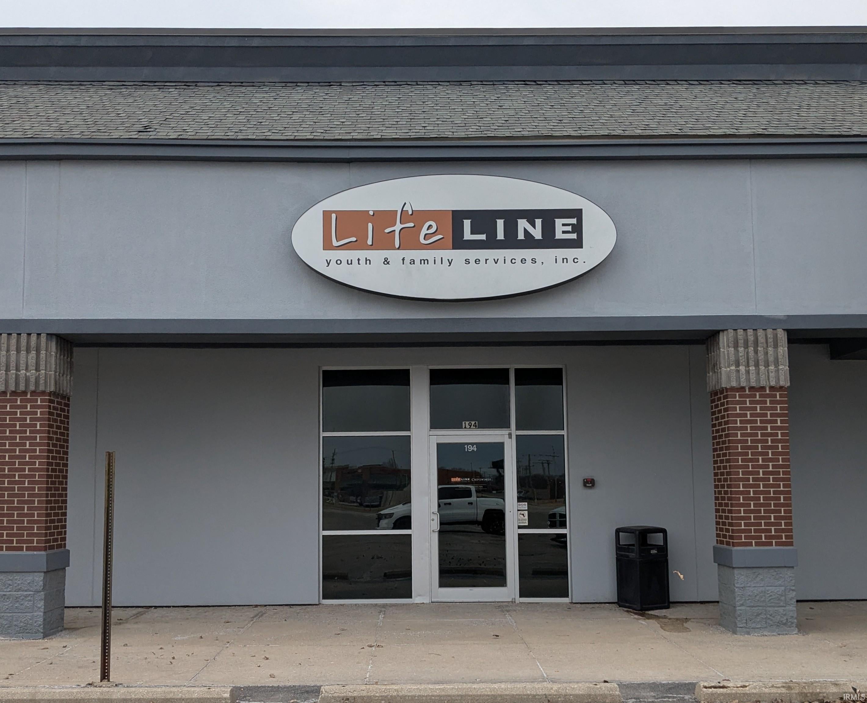 194 E Southway Boulevard — photo