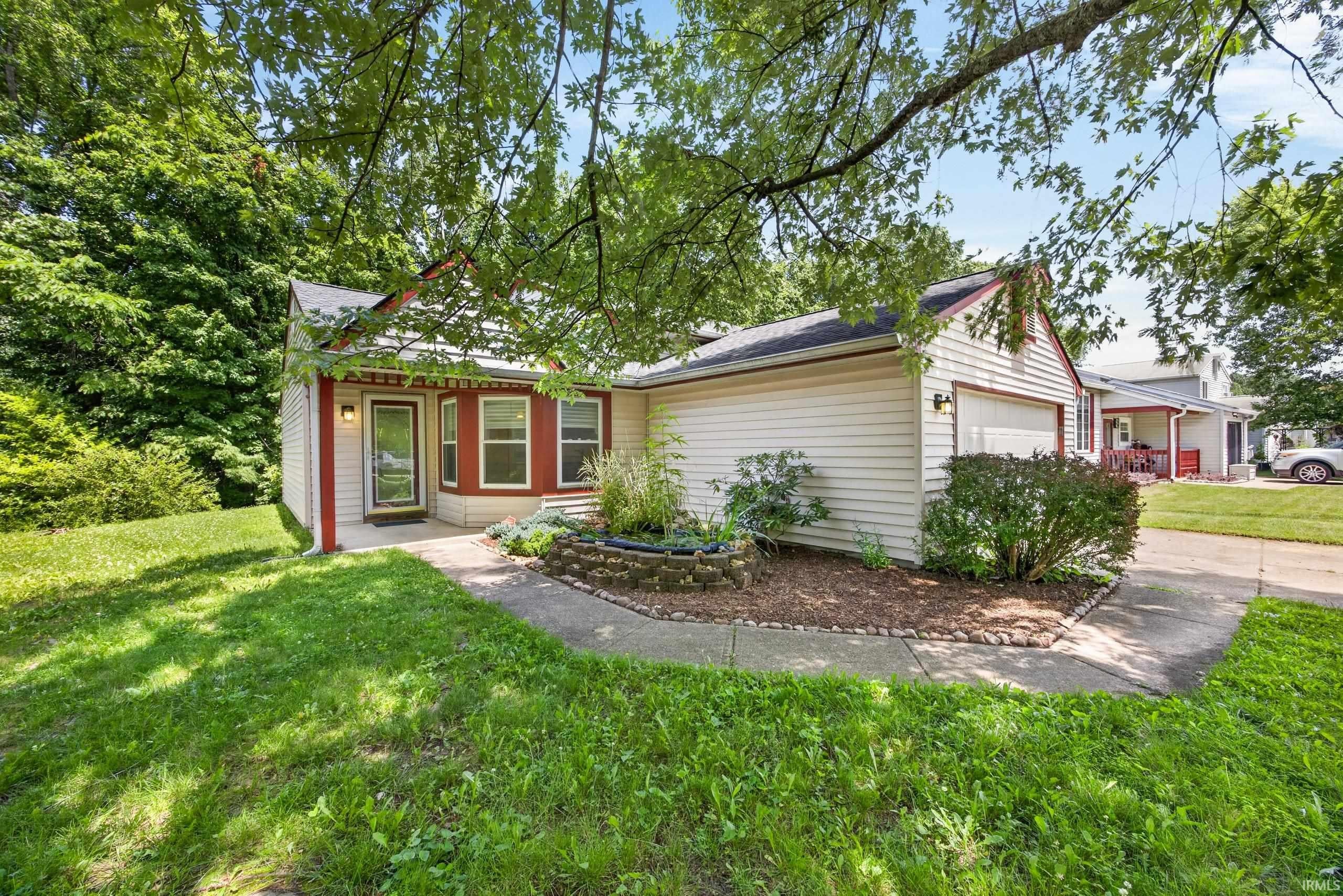 3606 W Woodhaven Drive — photo