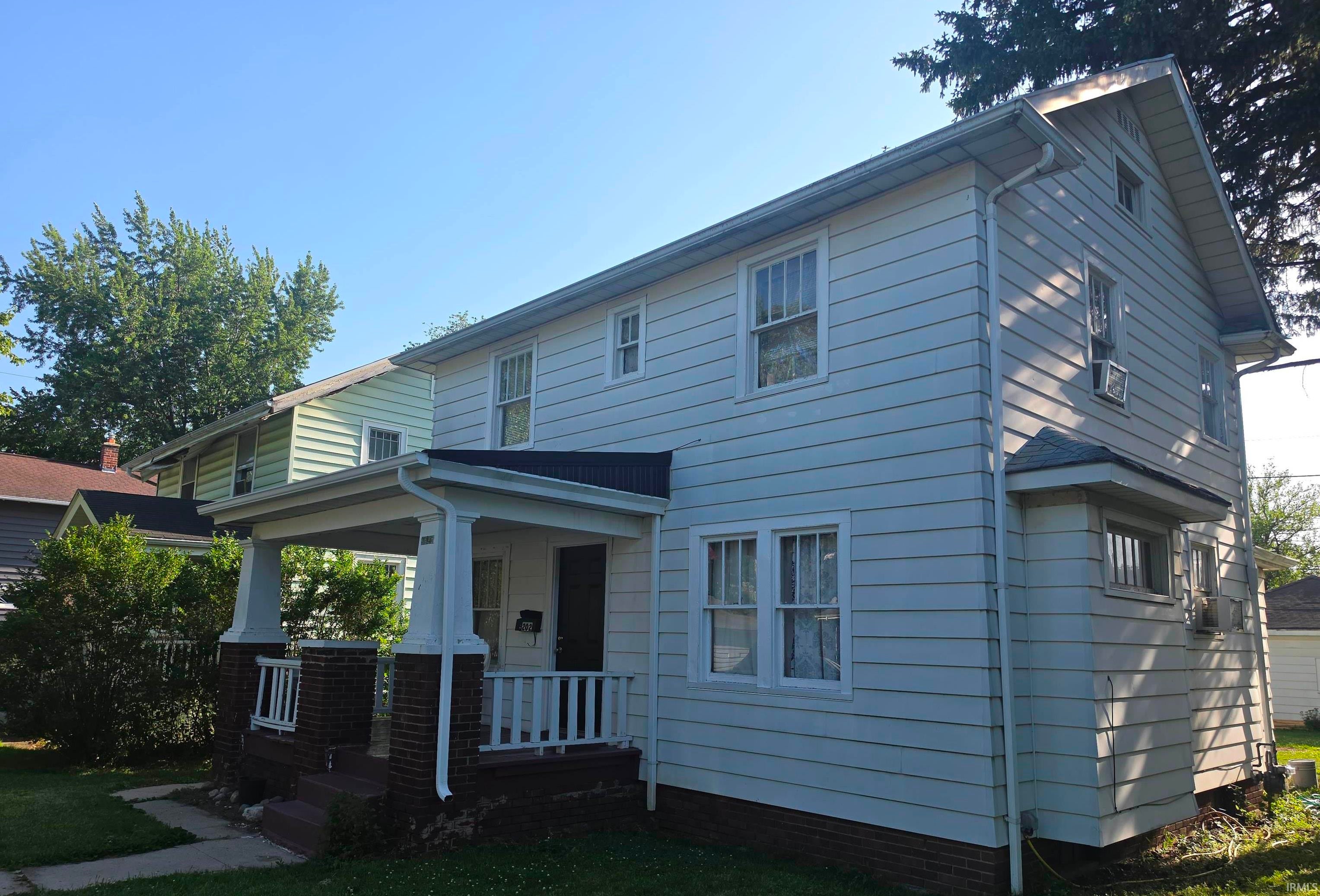 3202 Central Drive — photo