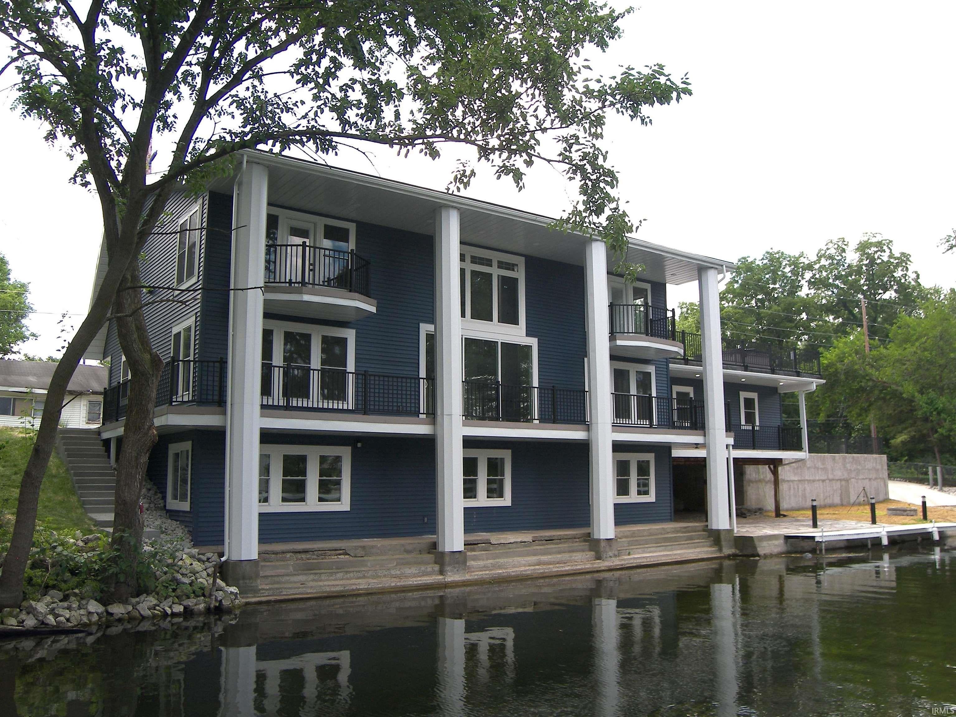 2906 E Armstrong Road — photo
