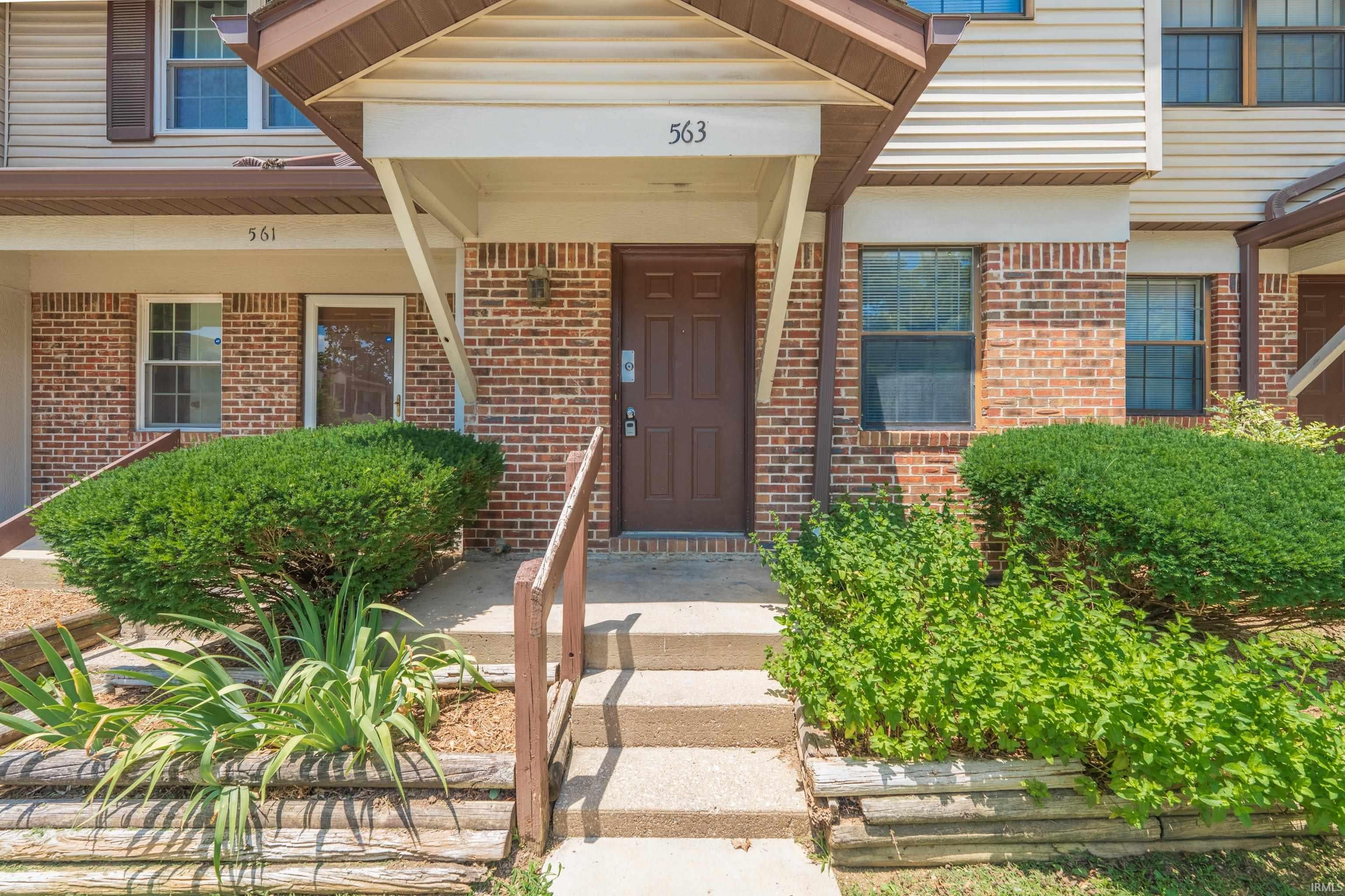 563 E Graham Place — photo