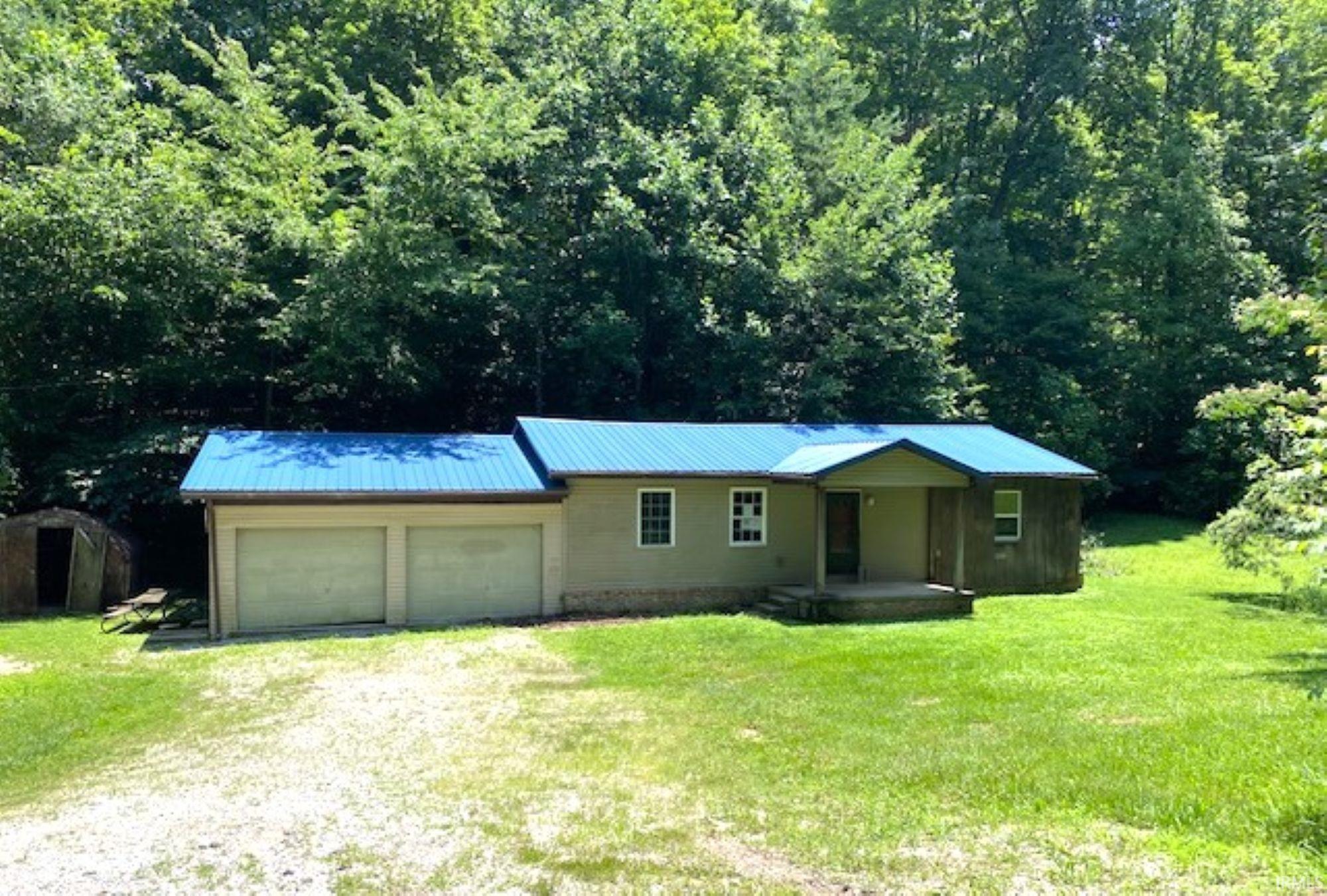 7285 Locust Road — photo