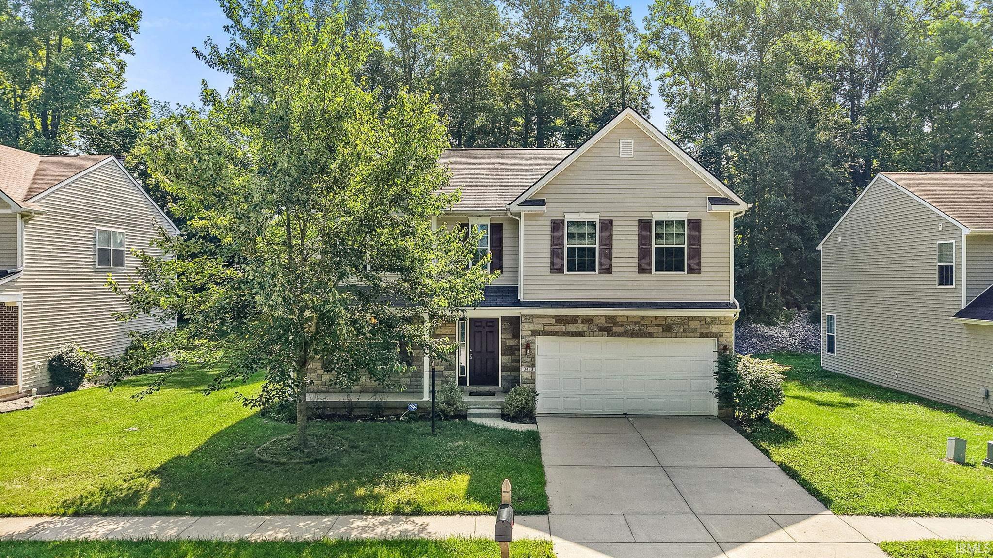 3433 S Glasgow Circle — photo