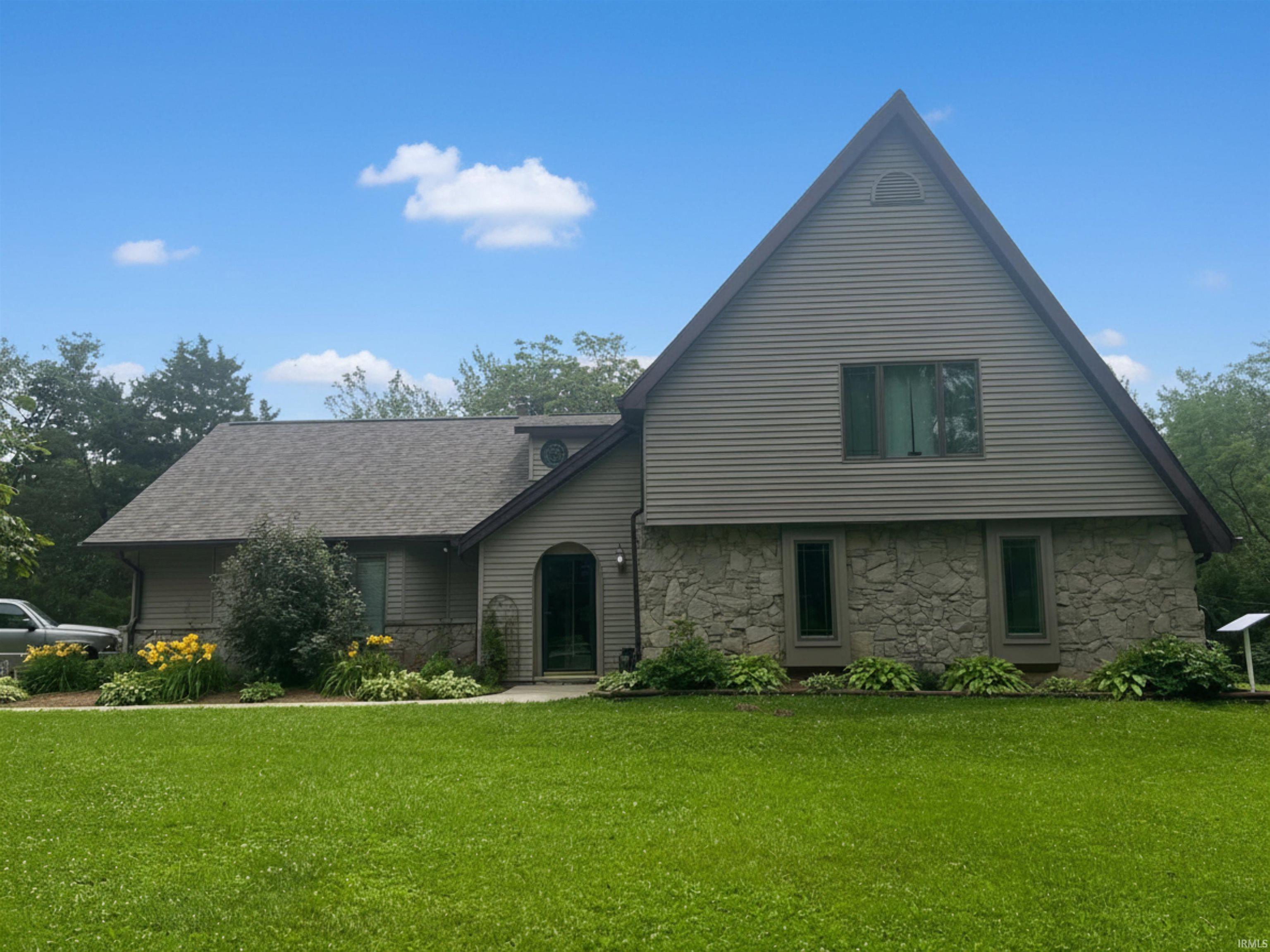 5286 N 600 W — photo