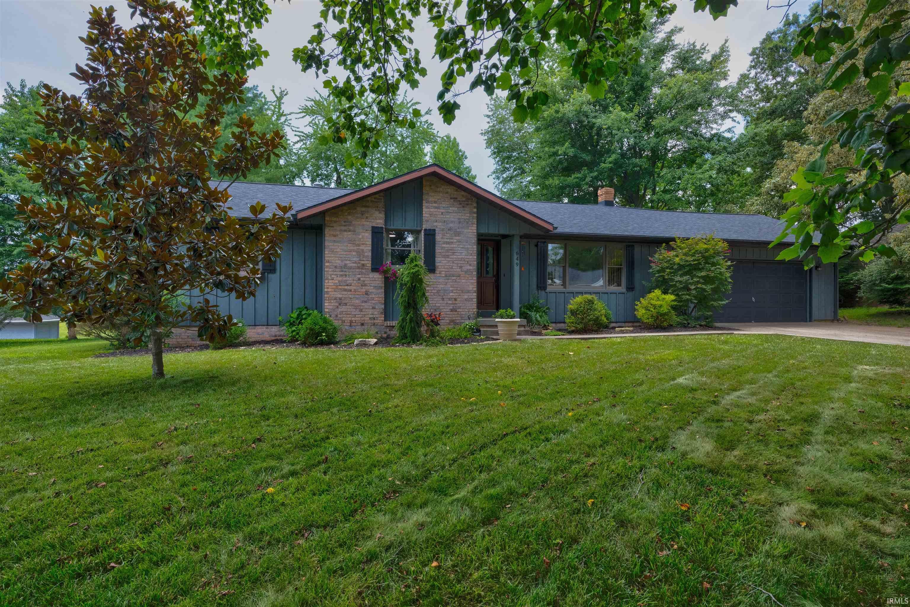 649 W Donder Lane — photo