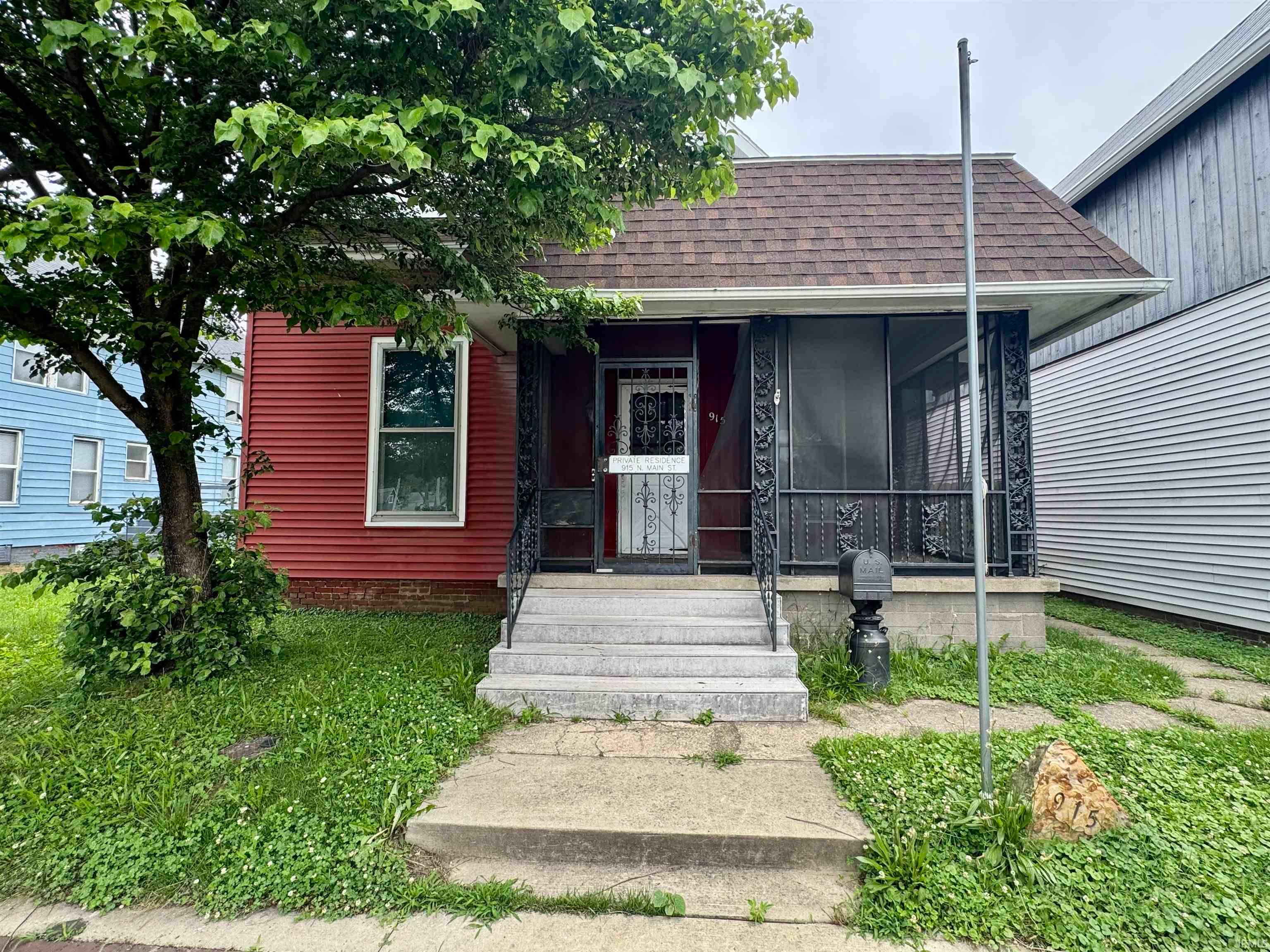 915 N Main Street — photo